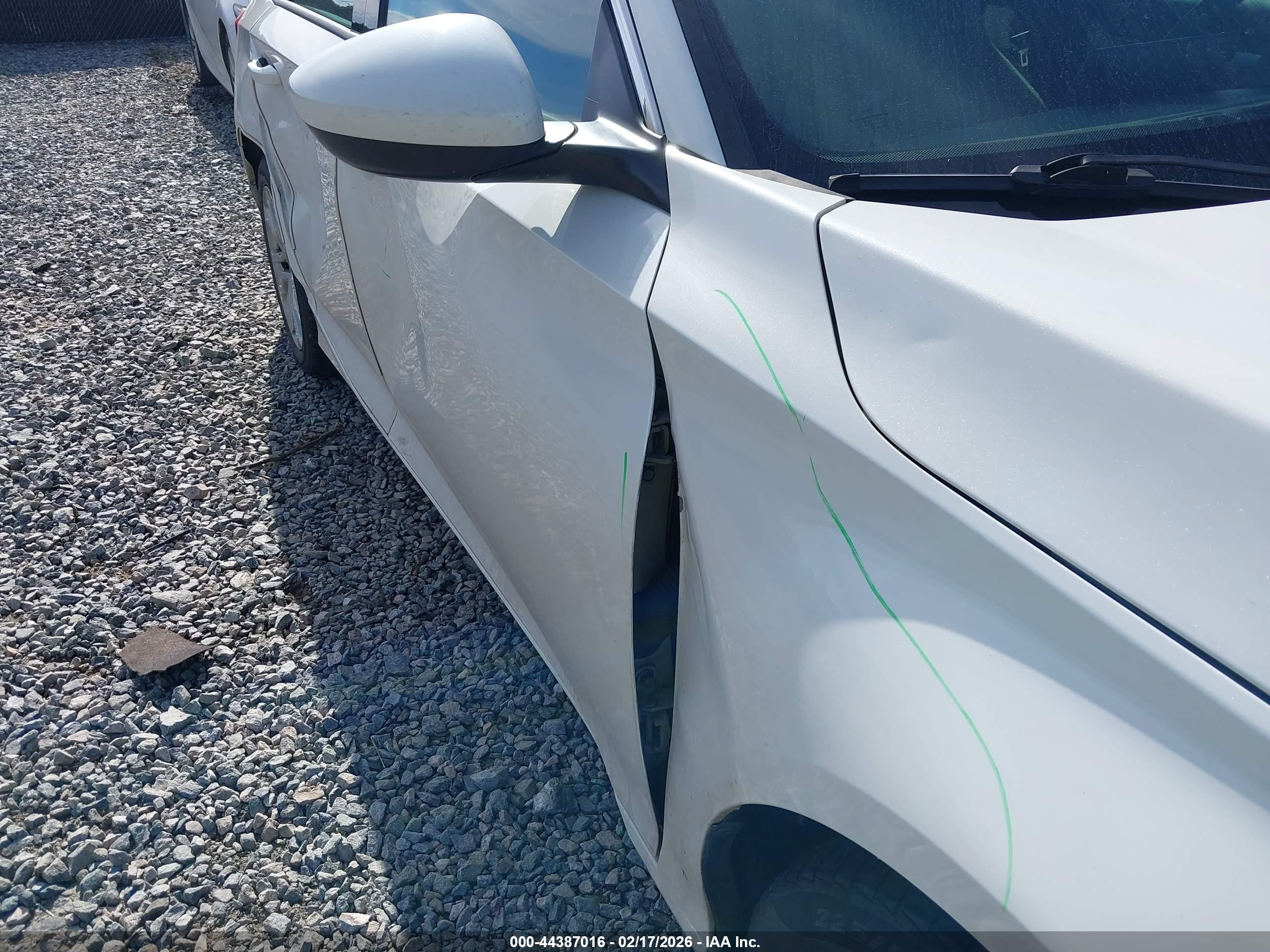 HONDA ACCORD image 6