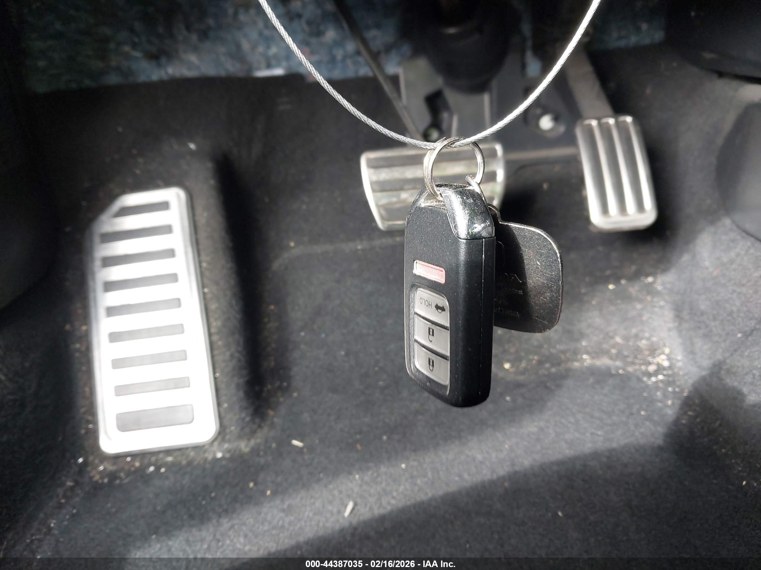 HONDA ACCORD image 11
