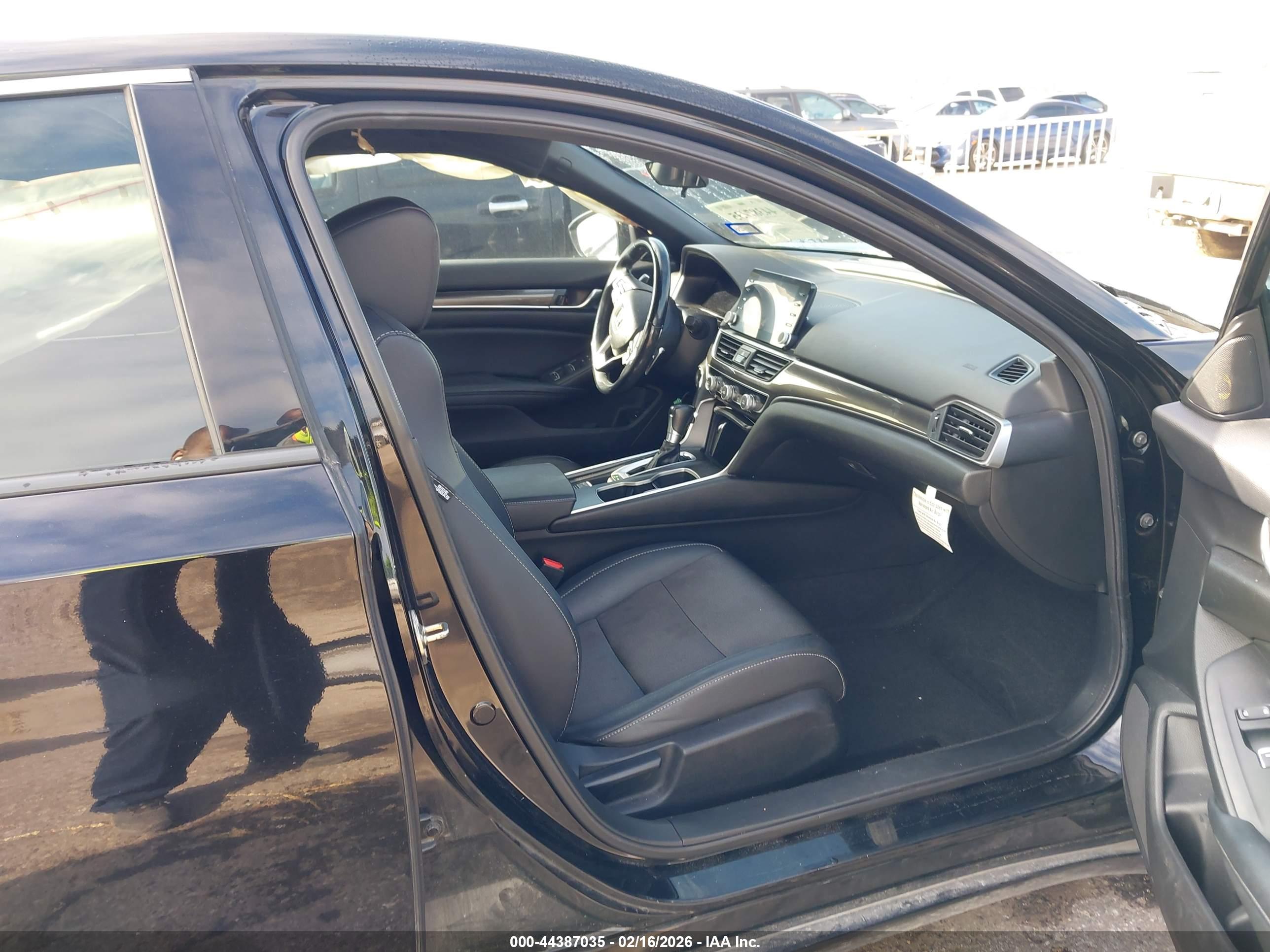 HONDA ACCORD image 5