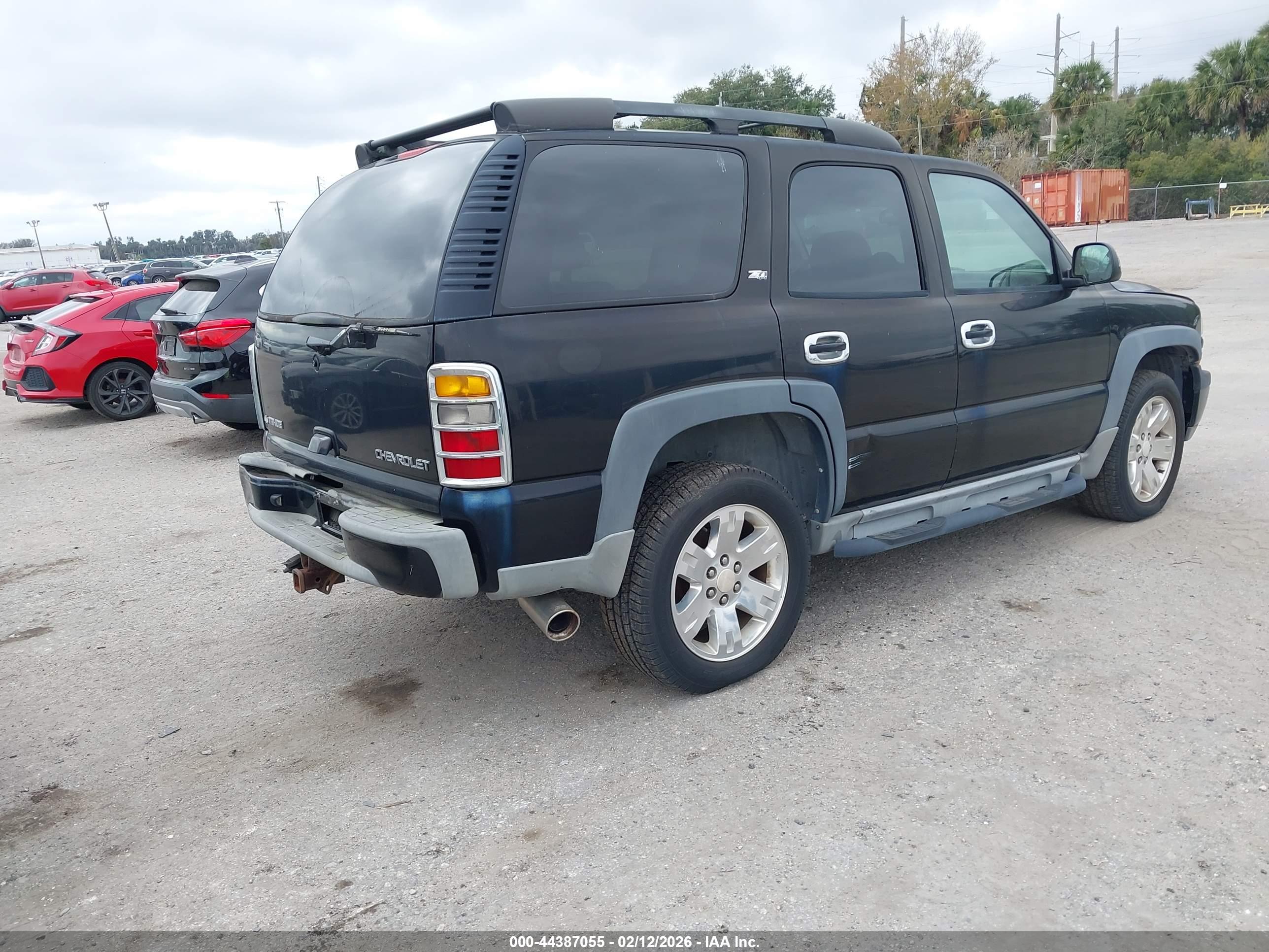 CHEVROLET TAHOE image 4