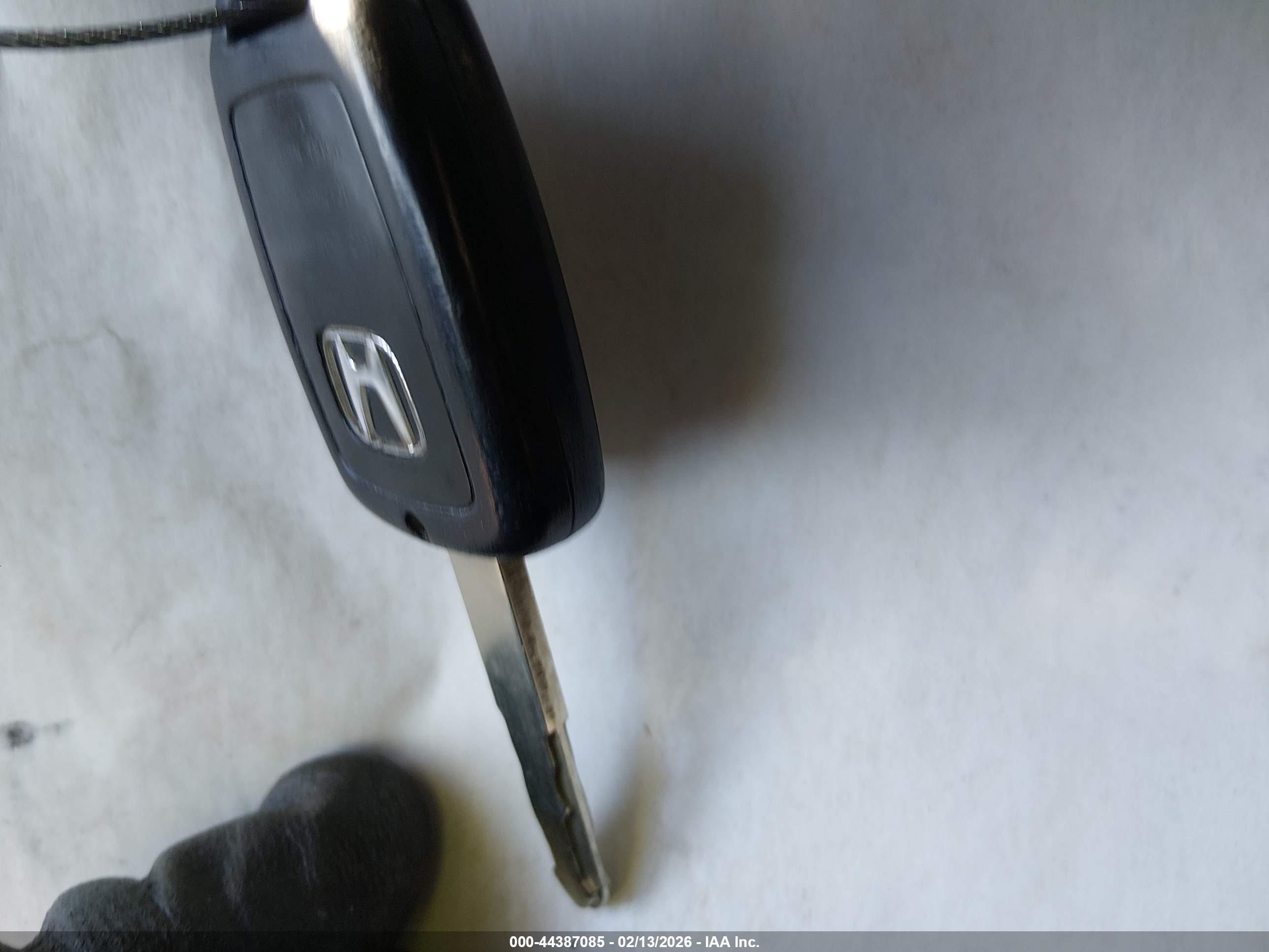 HONDA ACCORD image 11