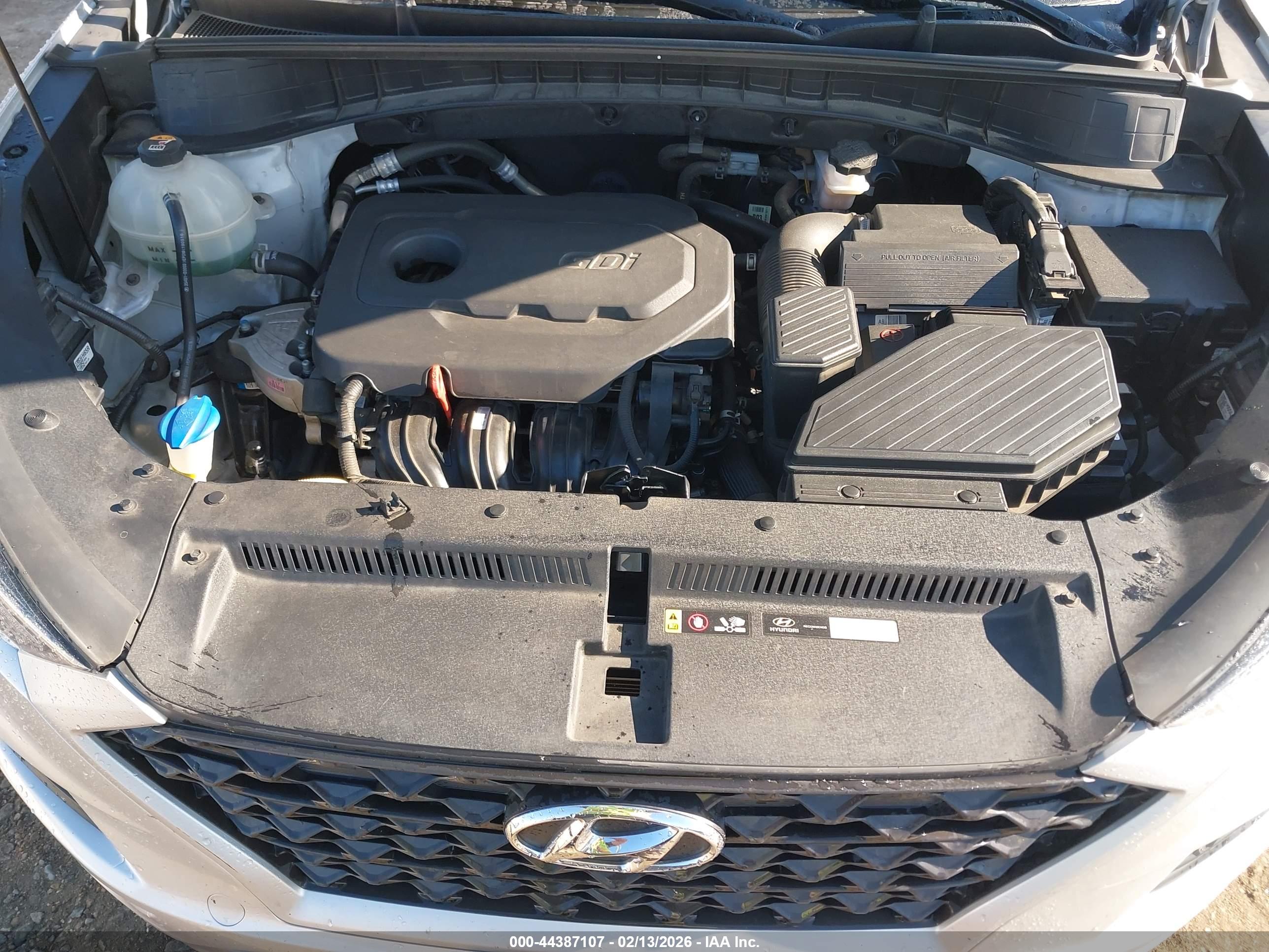 HYUNDAI TUCSON image 10