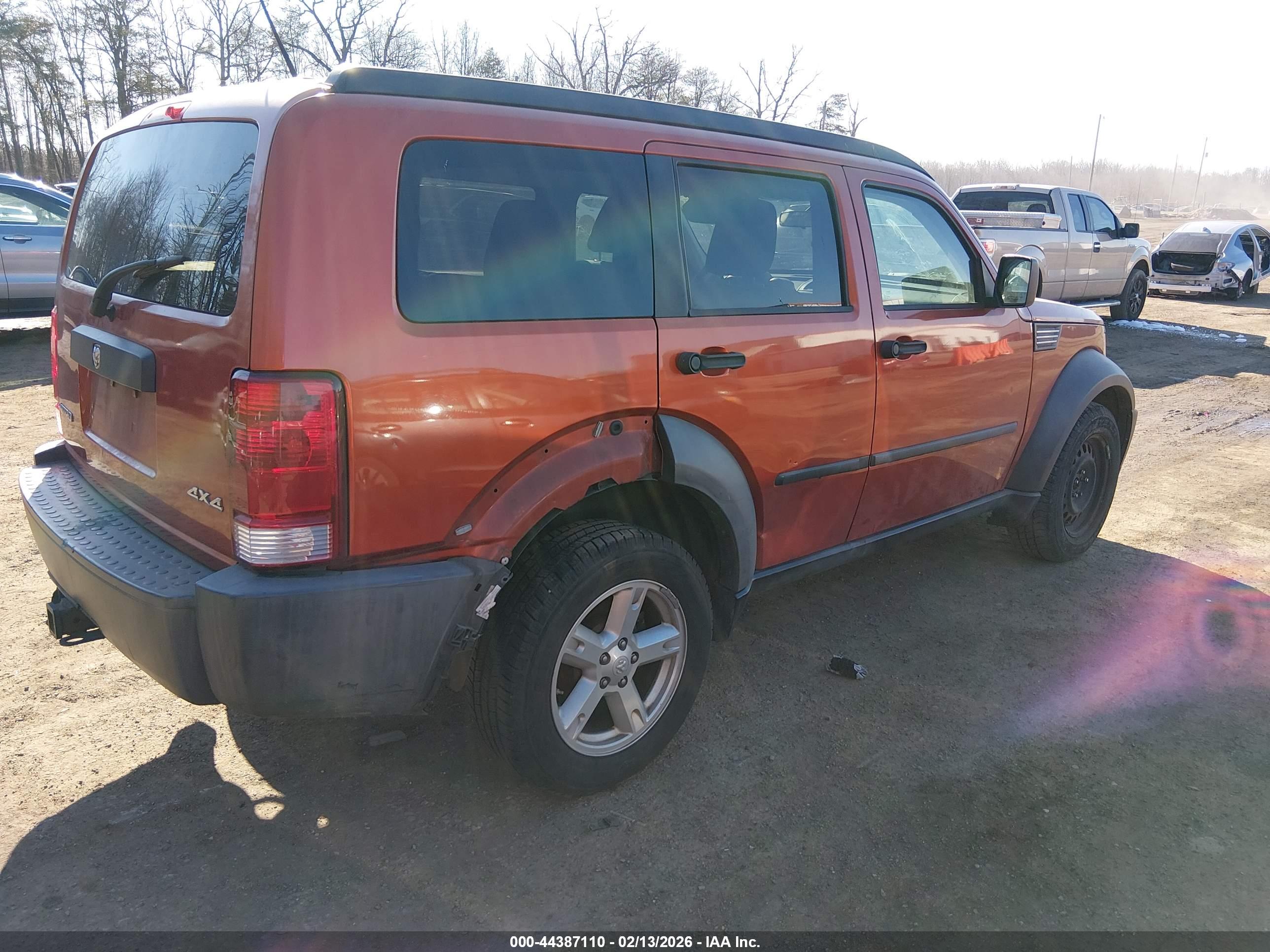 DODGE NITRO image 4