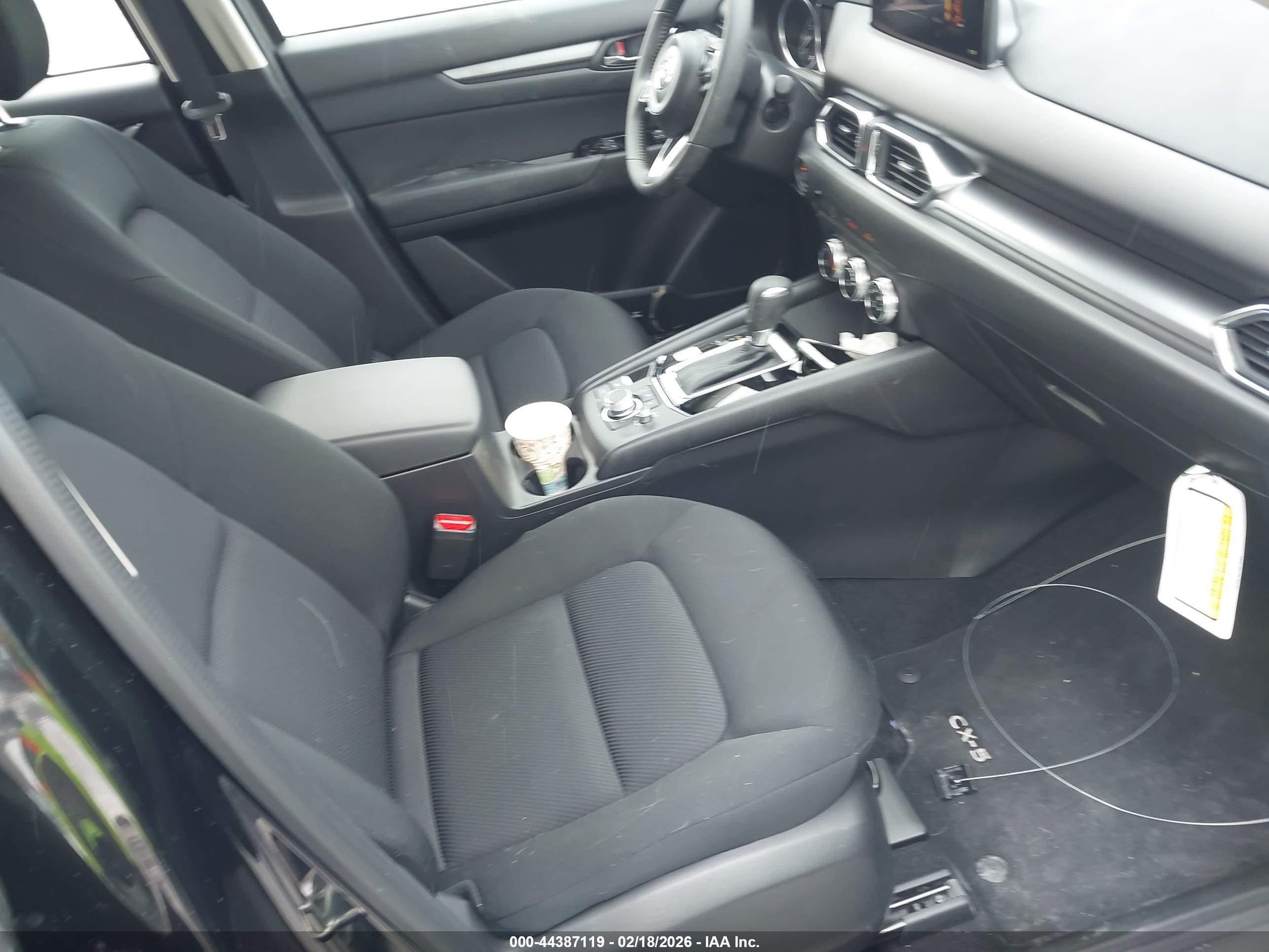 MAZDA CX-5 image 8