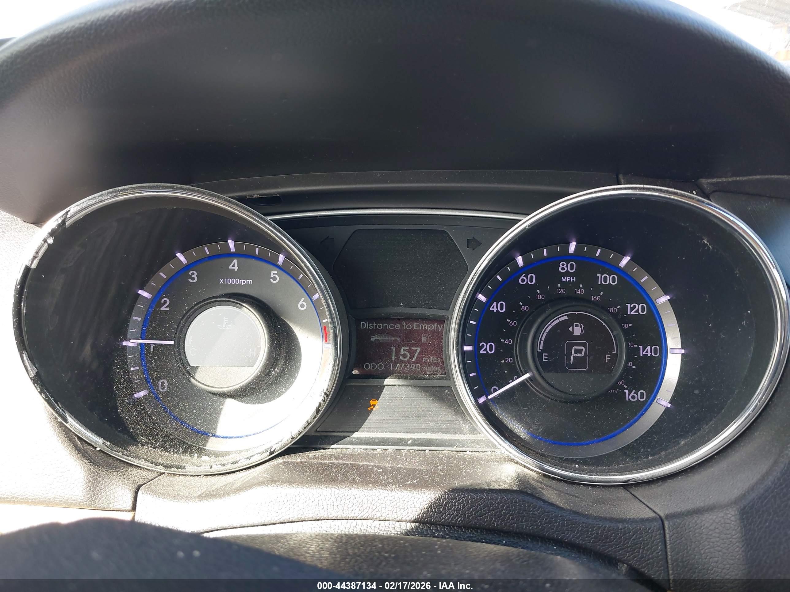 HYUNDAI SONATA image 7