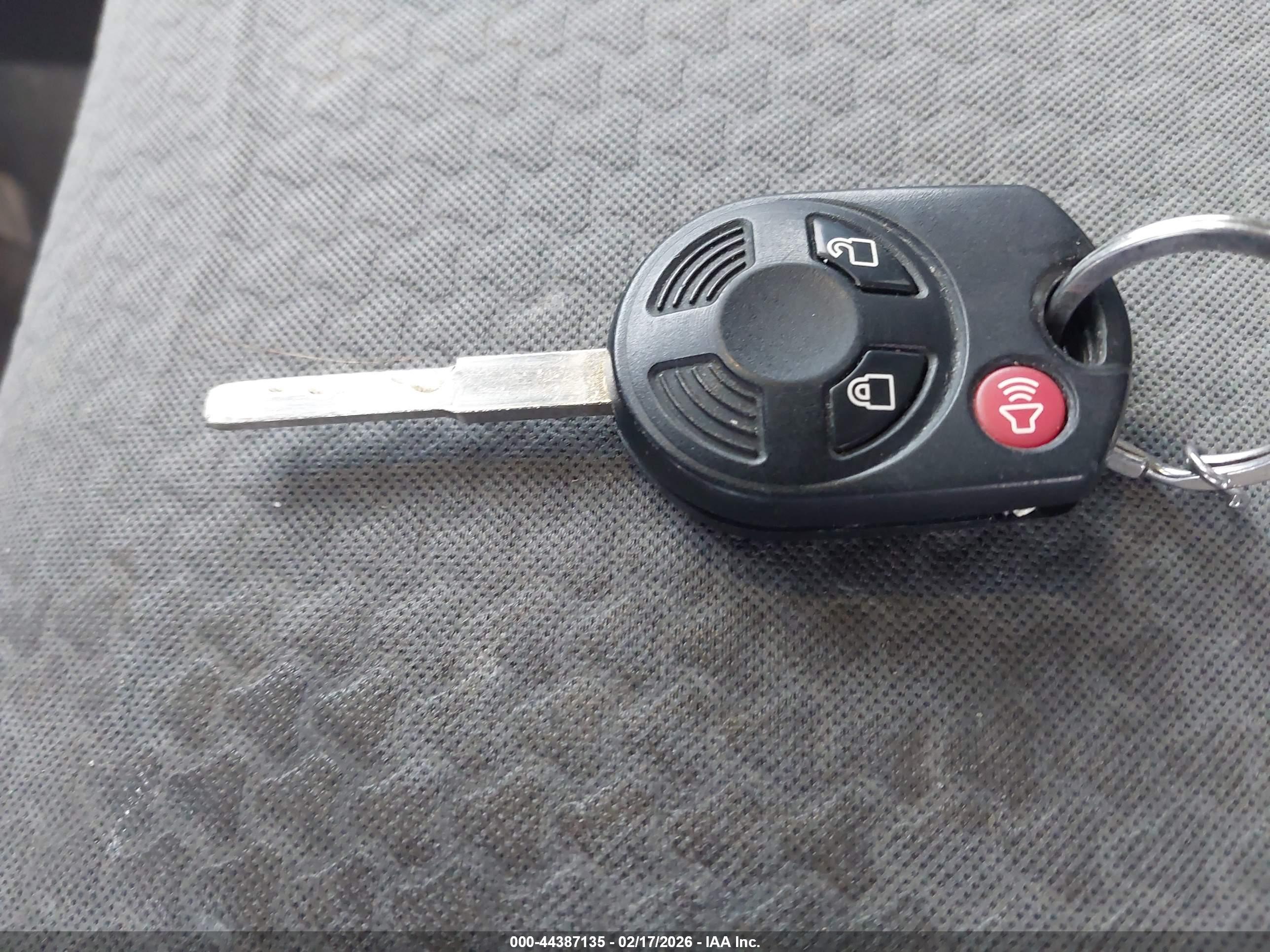 FORD ESCAPE image 11