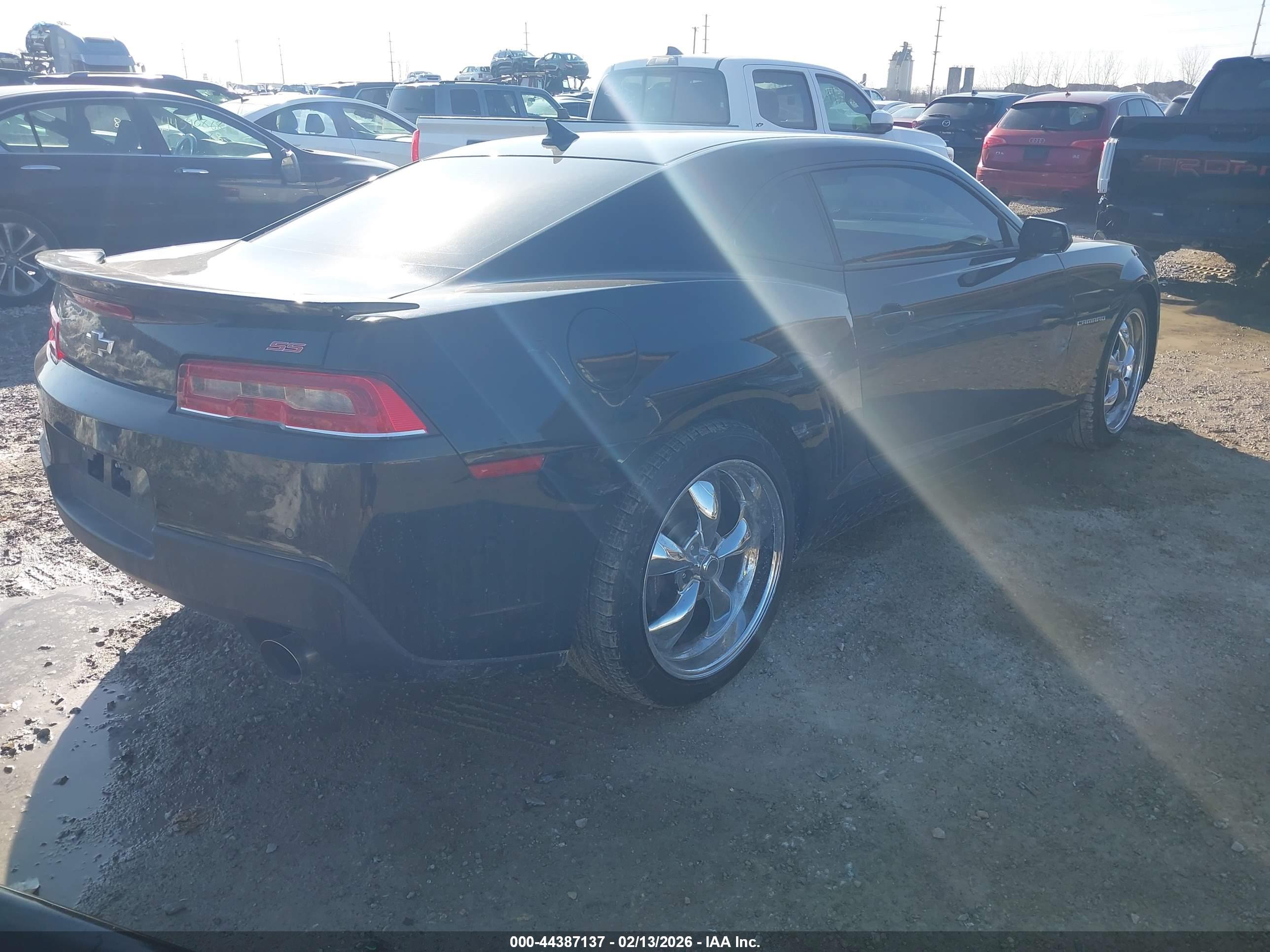 CHEVROLET CAMARO image 4
