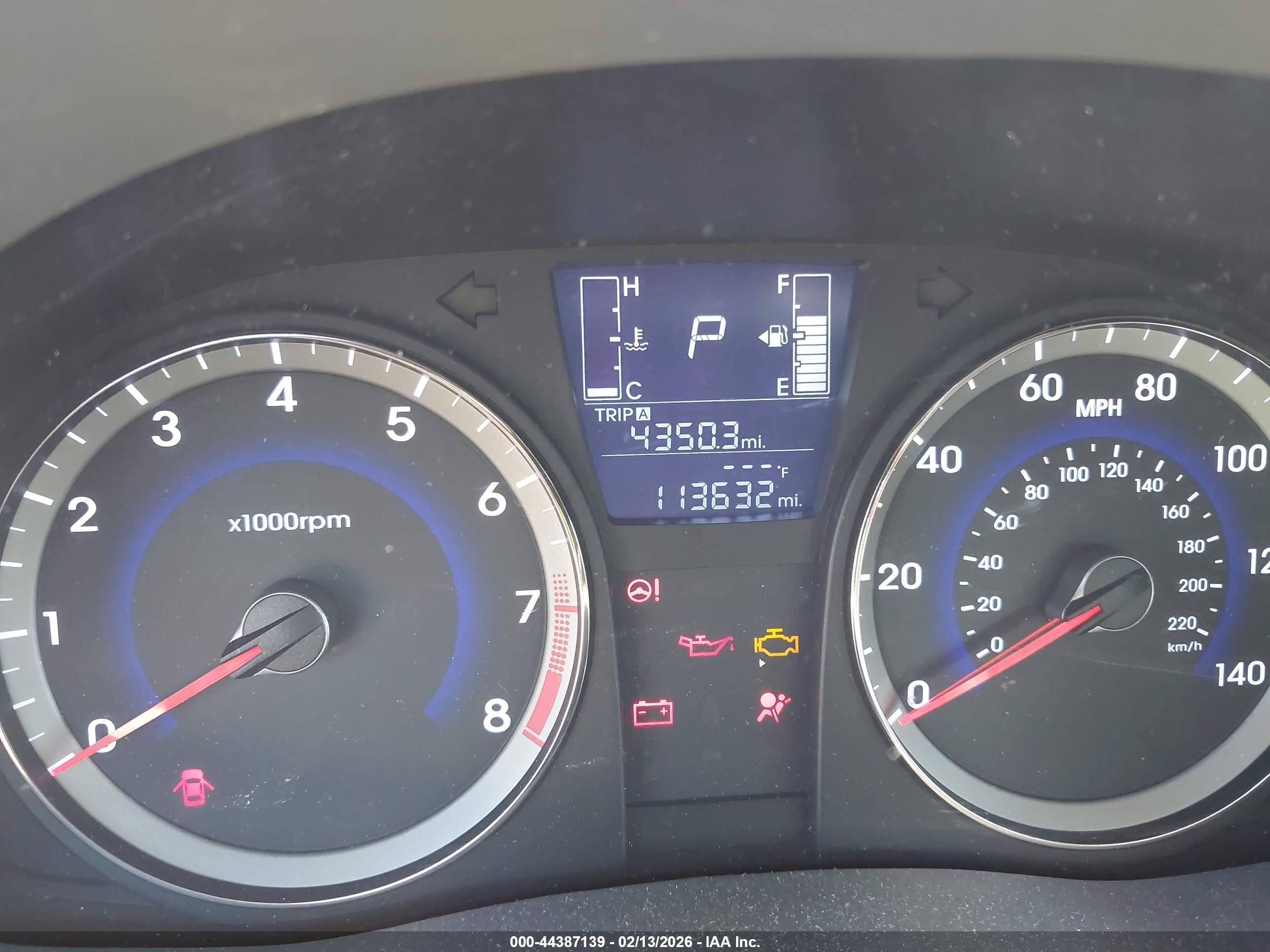 HYUNDAI ACCENT image 7
