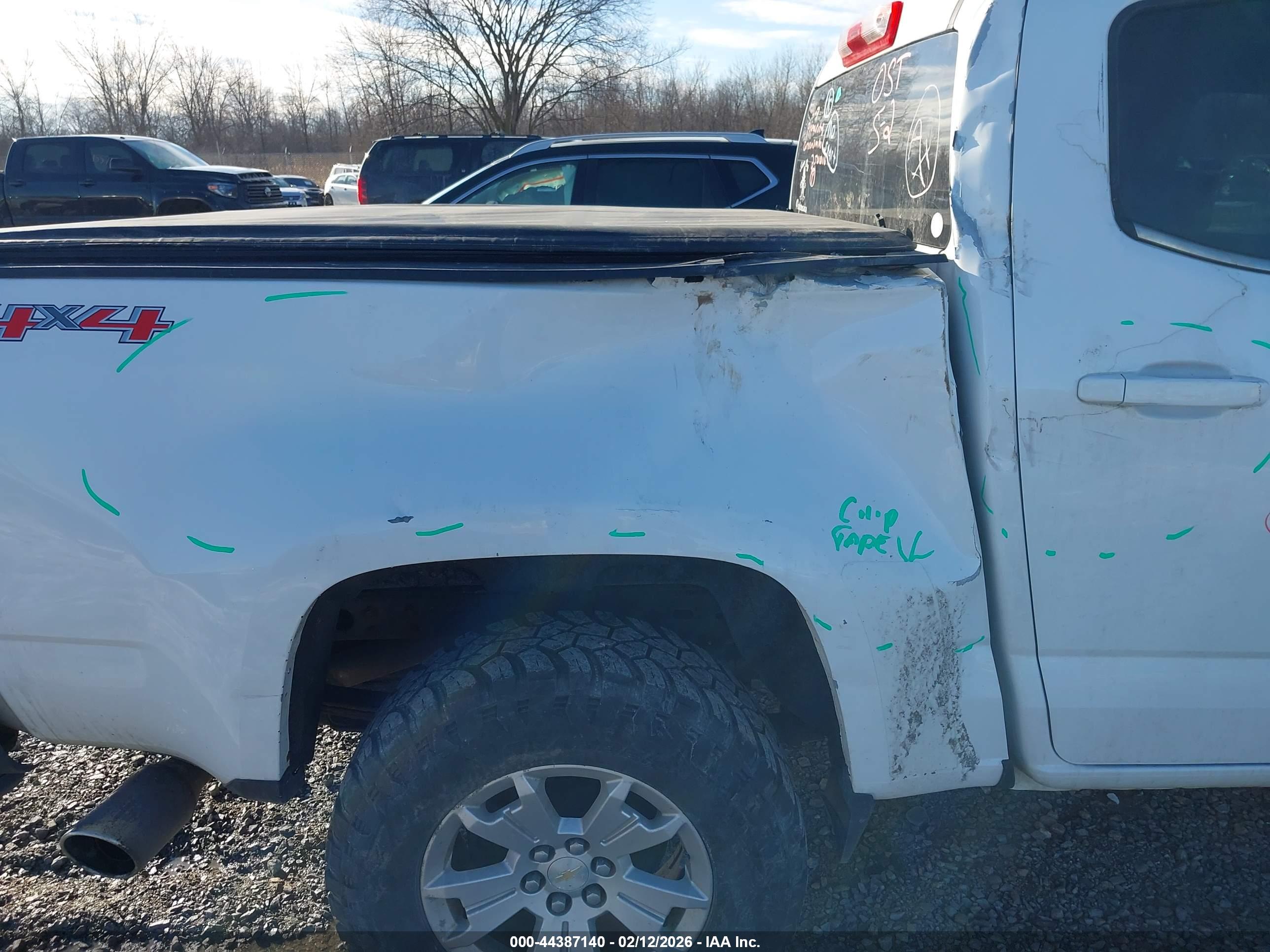 CHEVROLET COLORADO image 6