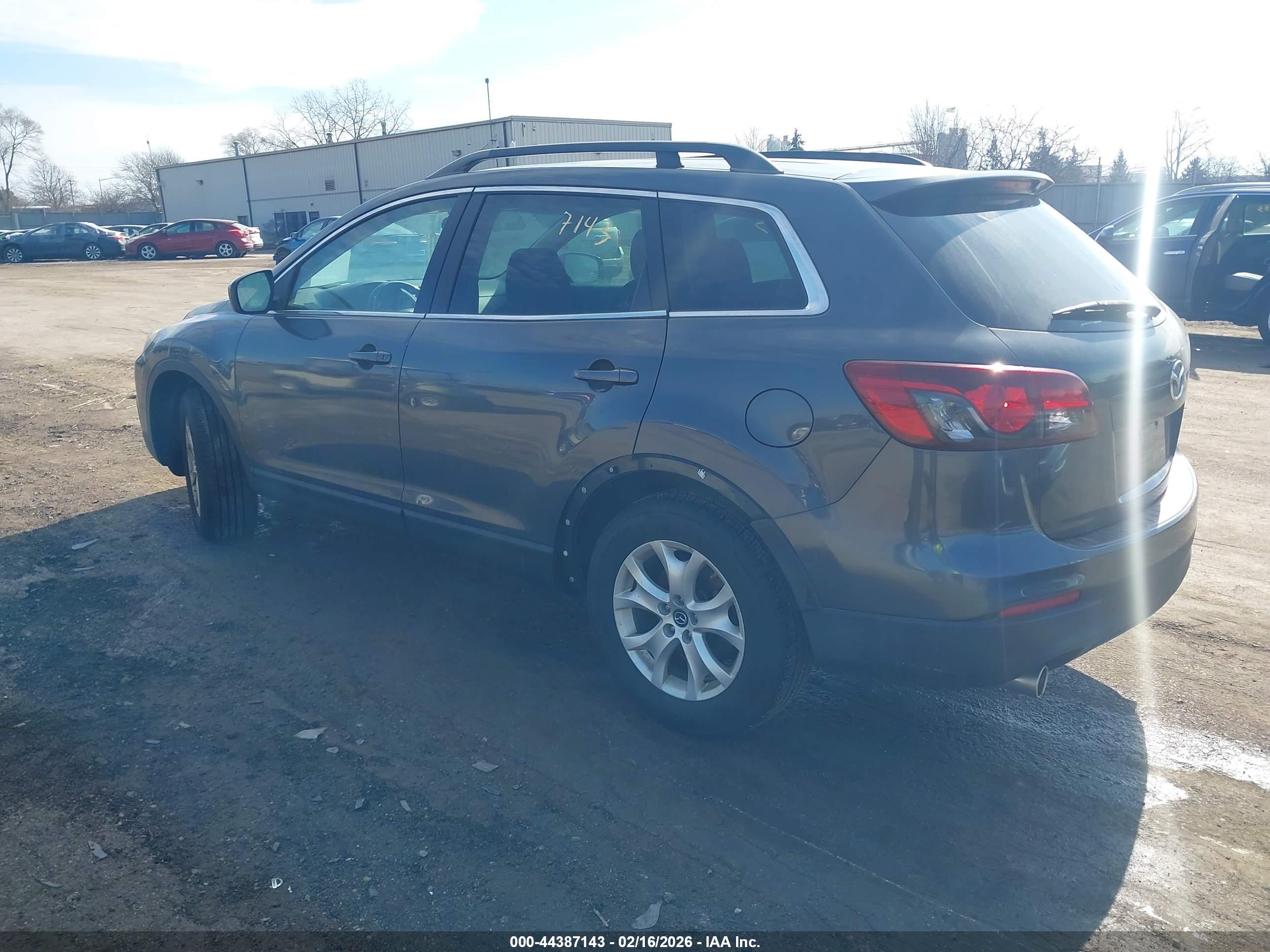 MAZDA CX-9 image 3