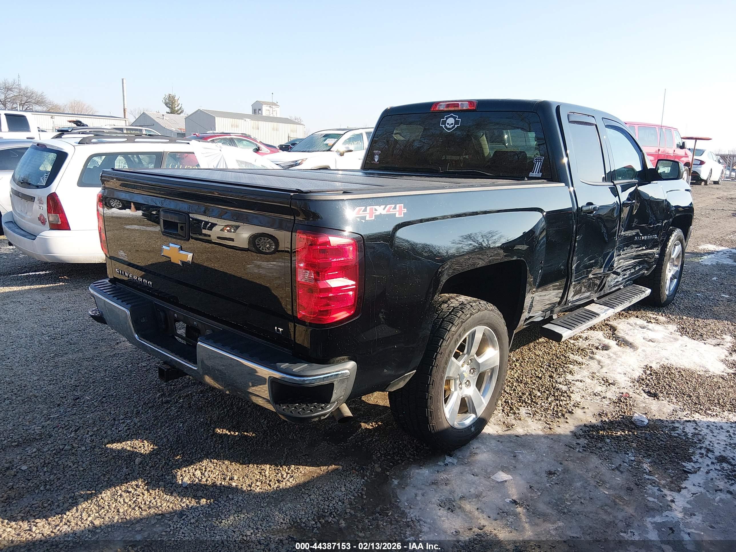 CHEVROLET SILVERADO image 4