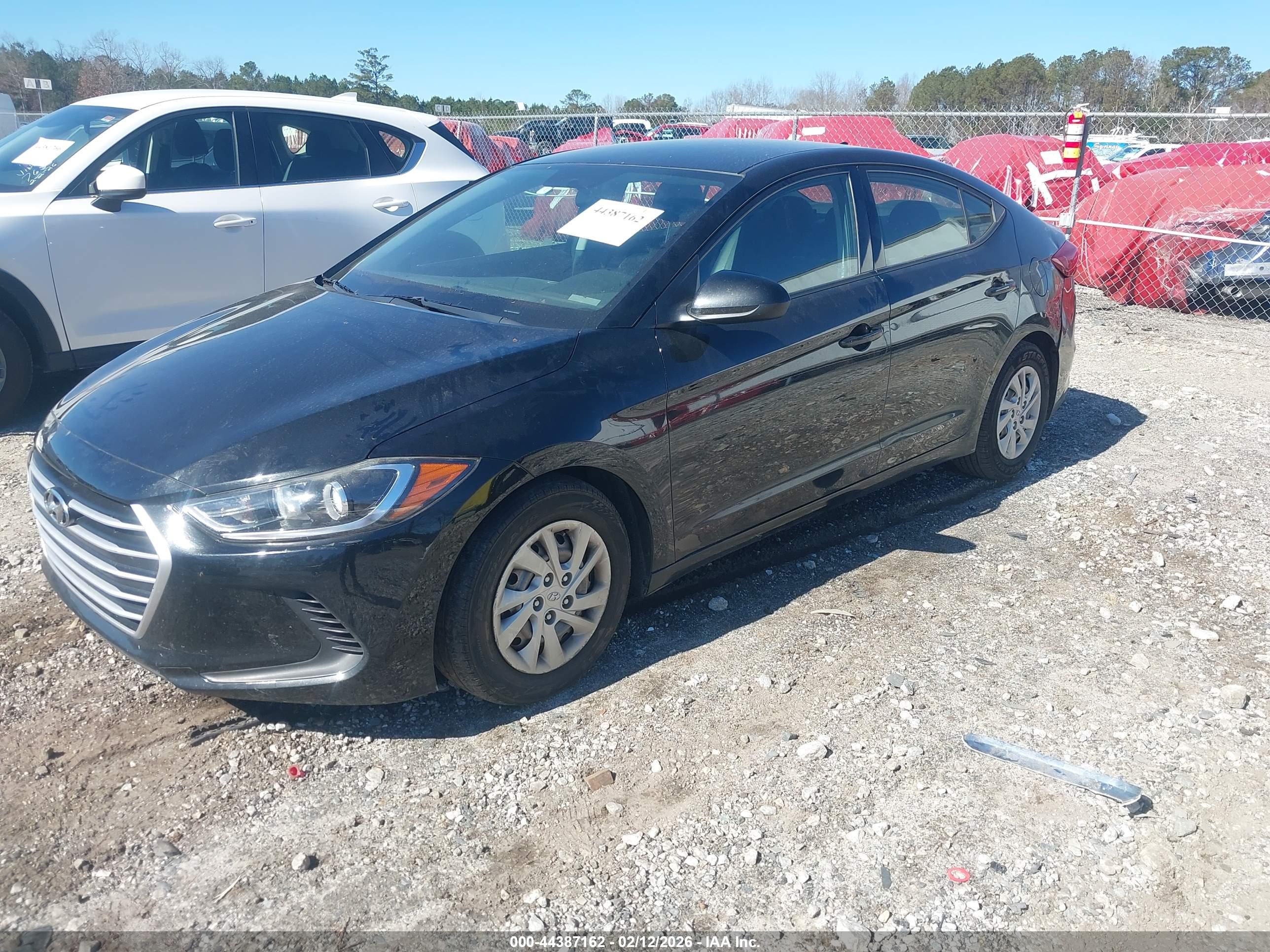 HYUNDAI ELANTRA image 2
