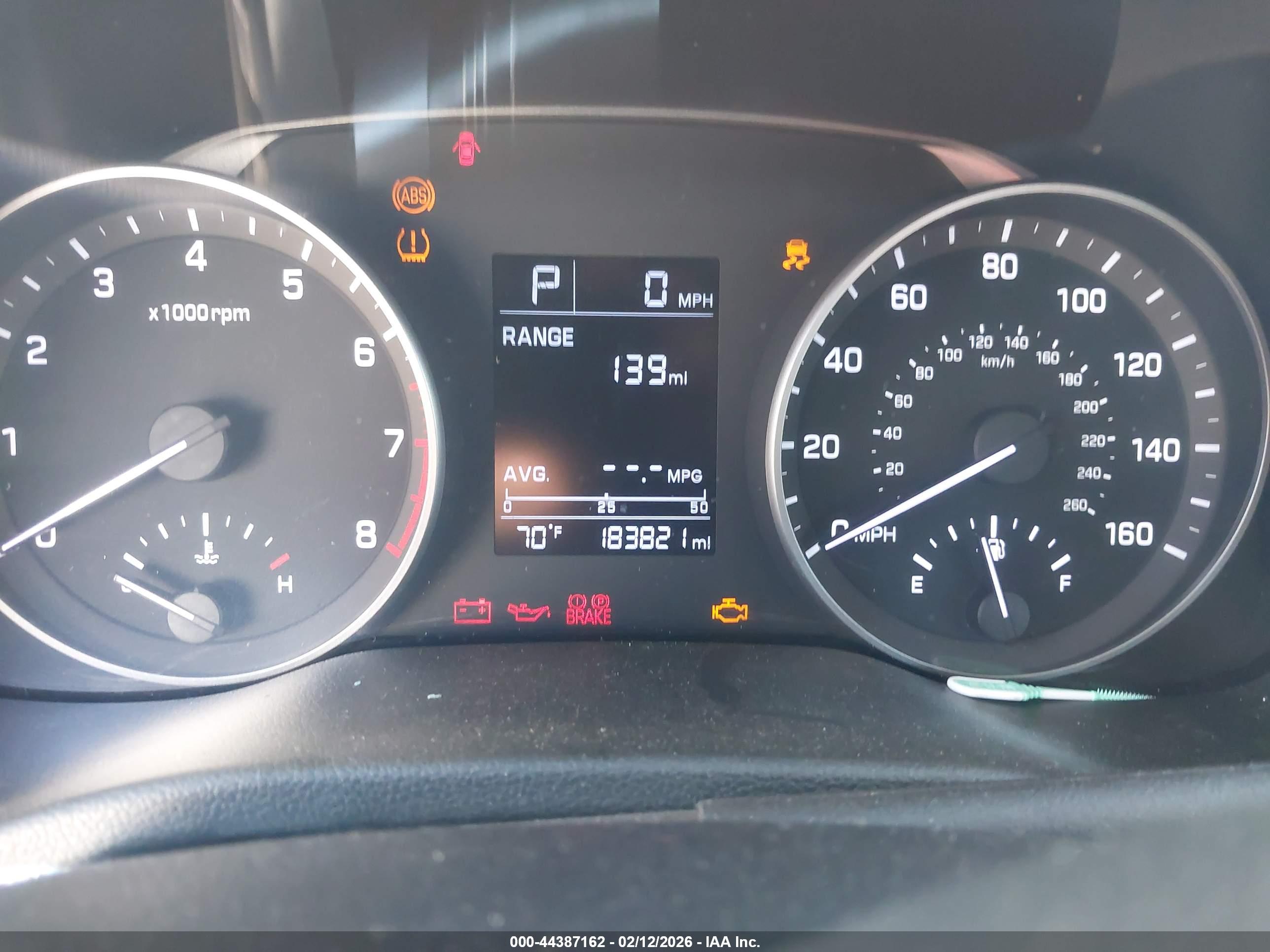 HYUNDAI ELANTRA image 7