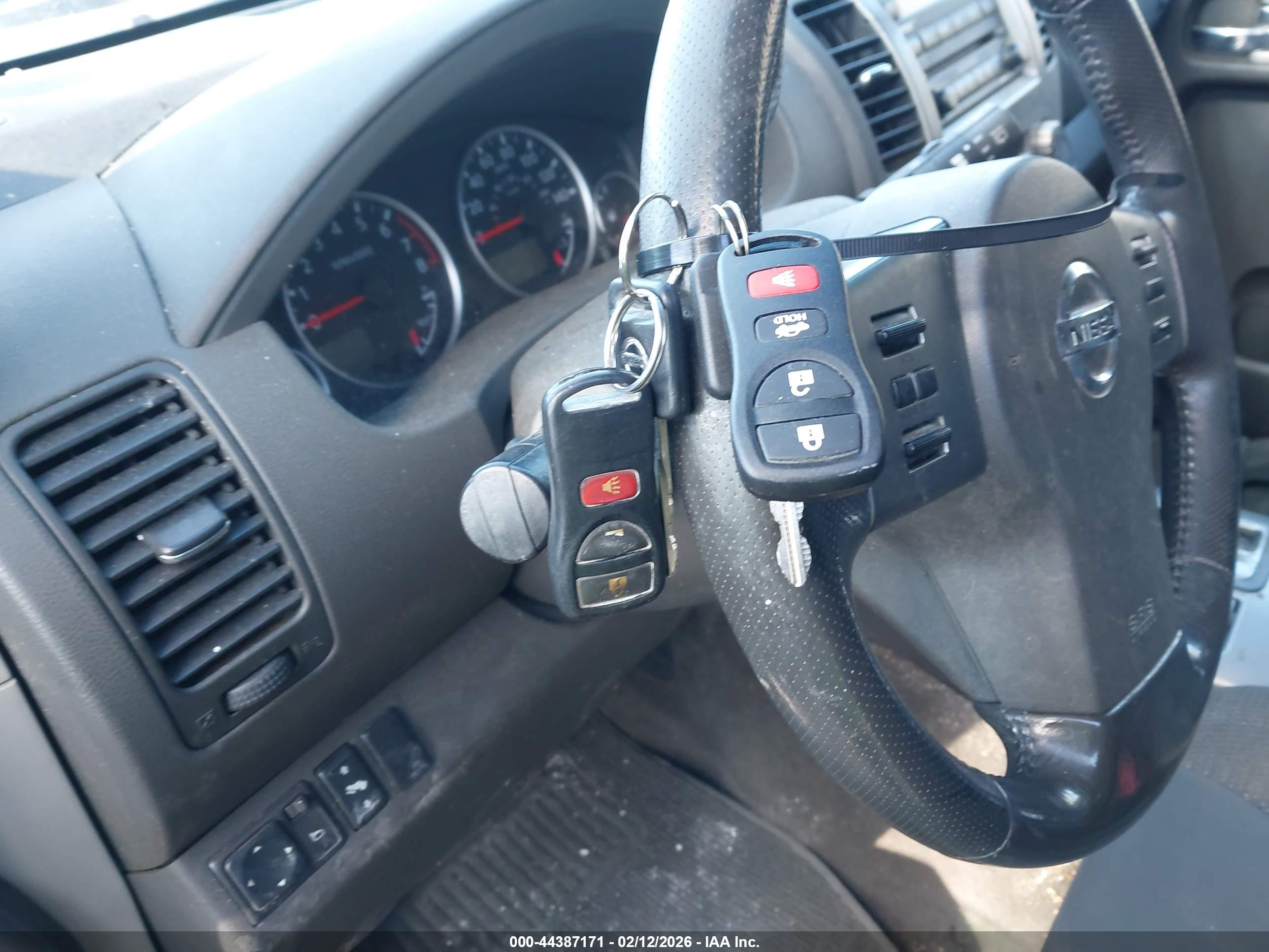NISSAN PATHFINDER image 11