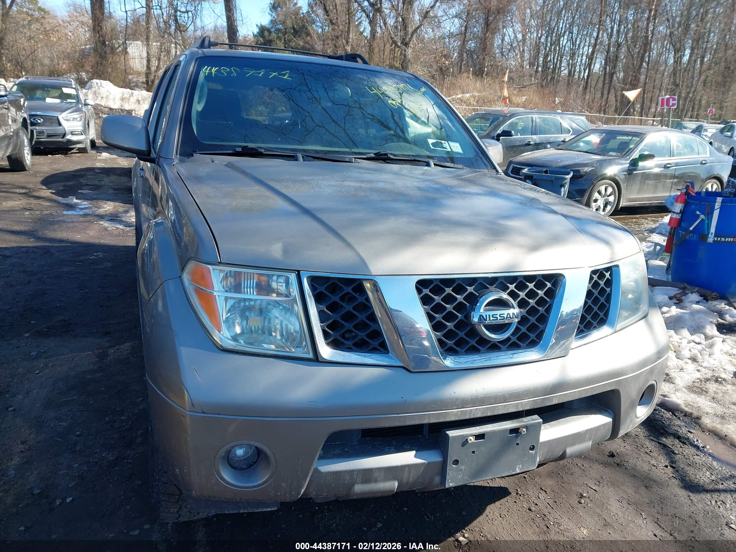 NISSAN PATHFINDER image 6