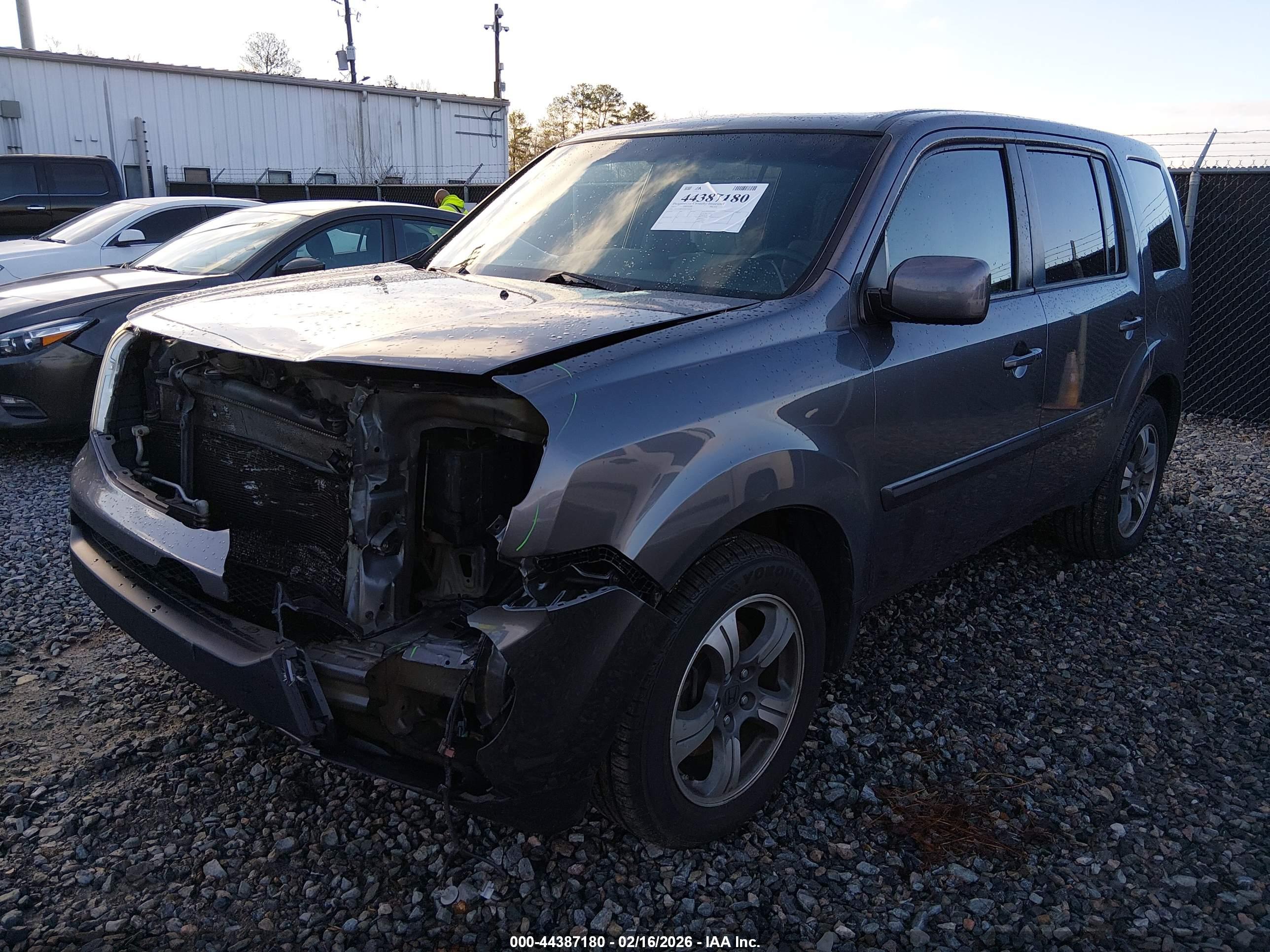 HONDA PILOT image 2