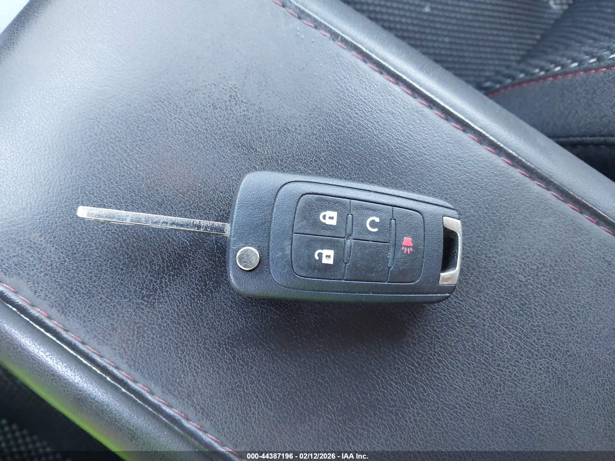 GMC TERRAIN image 11
