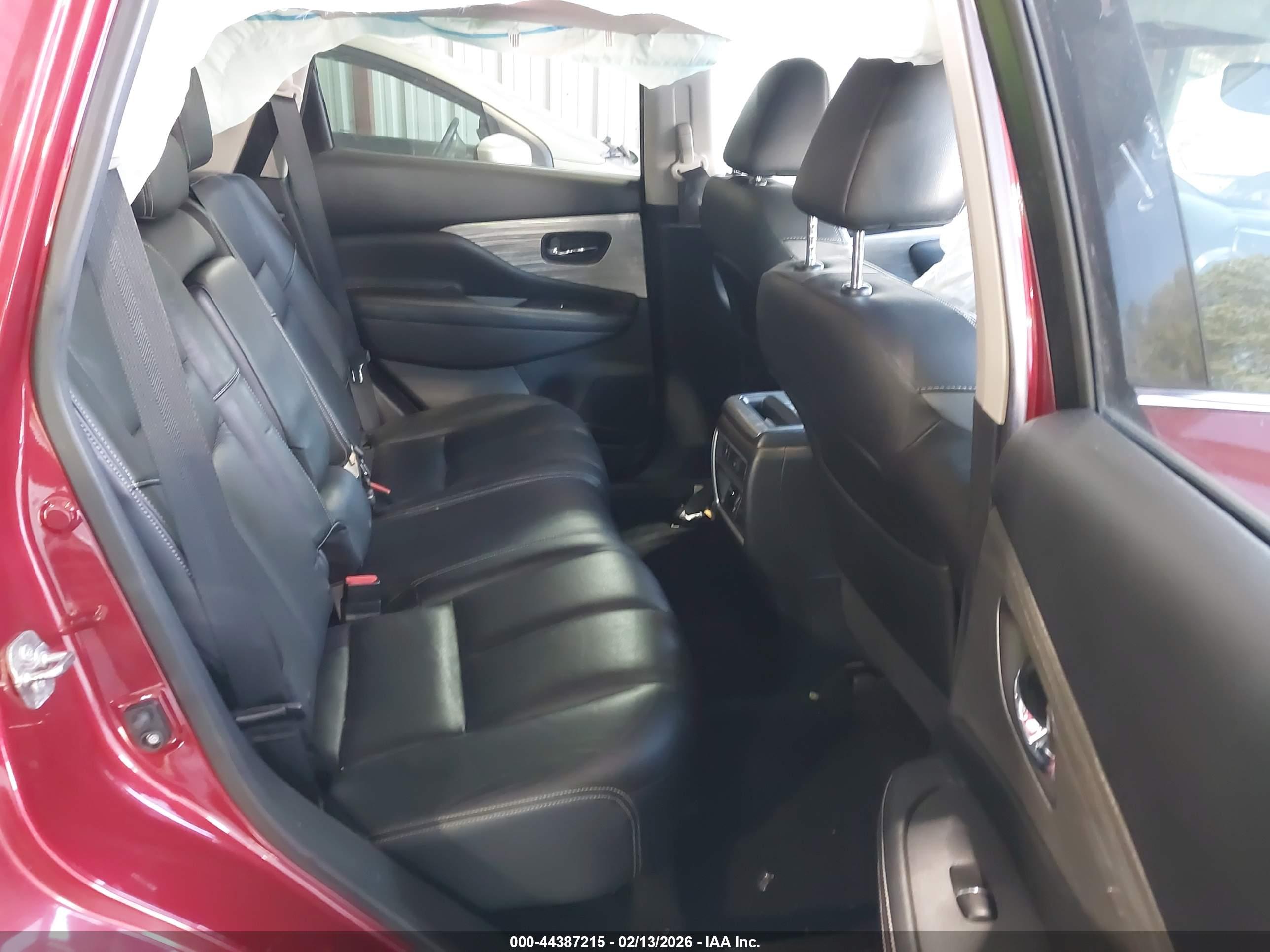 NISSAN MURANO image 8