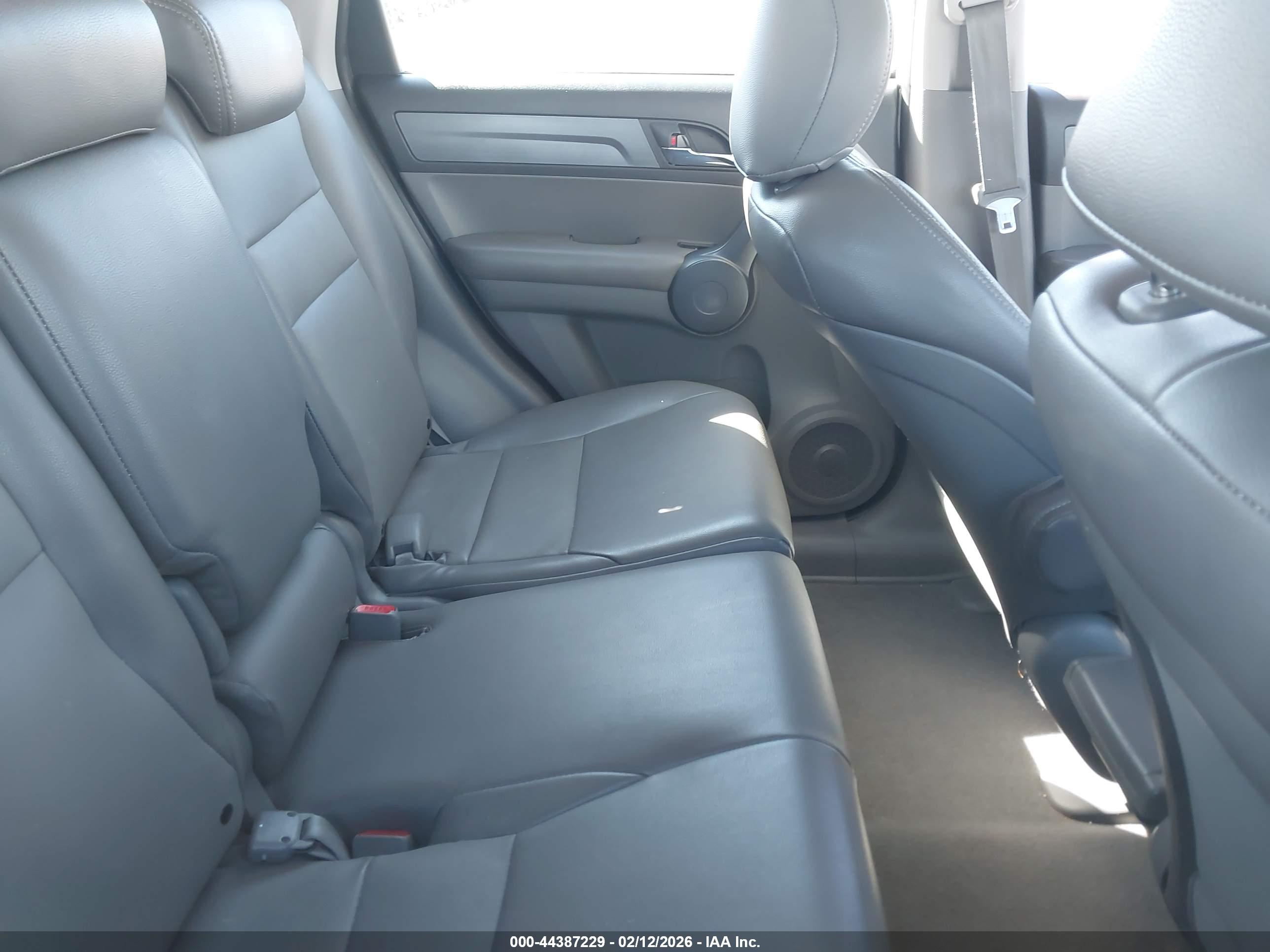 HONDA CR-V image 8