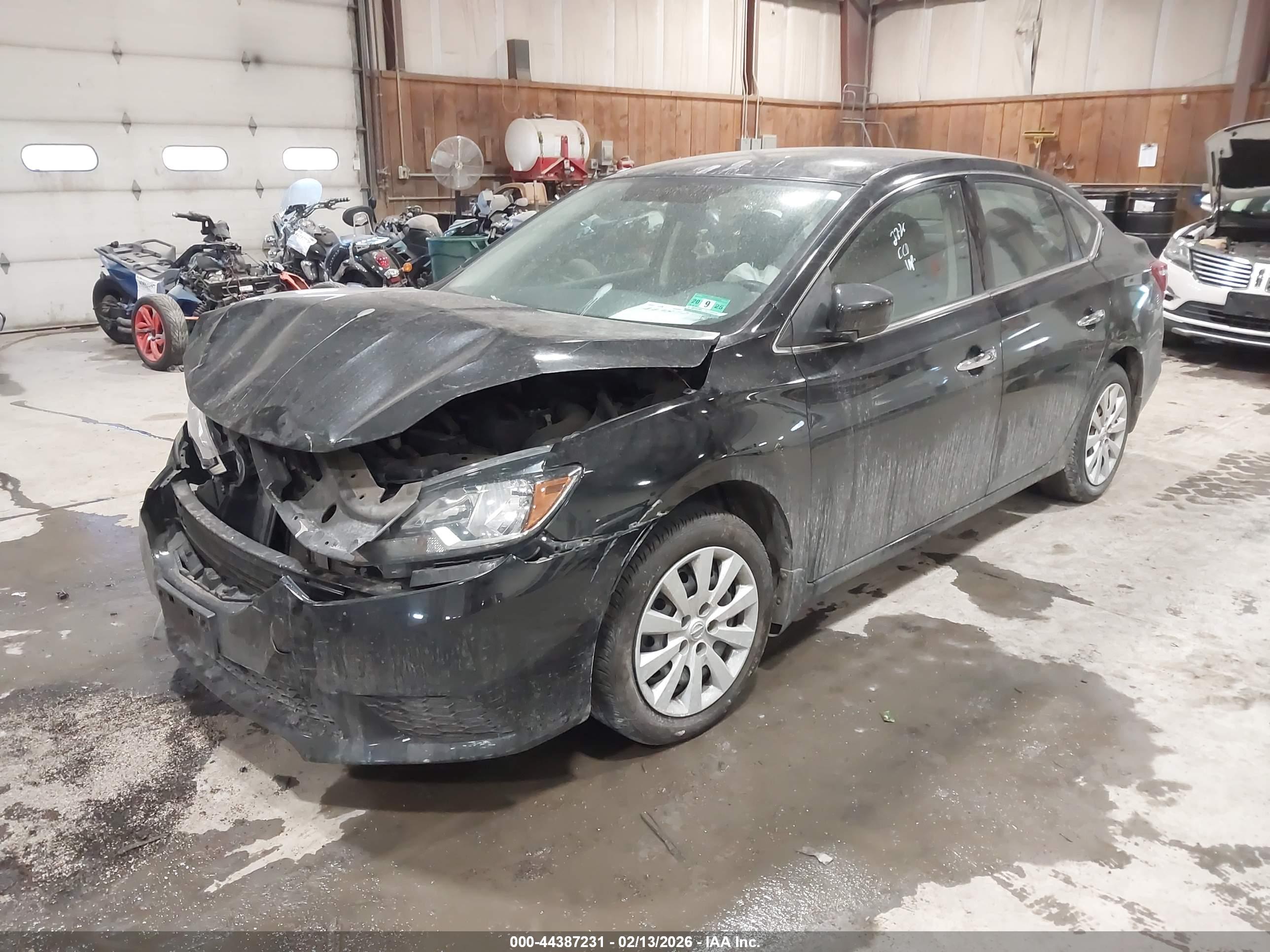 NISSAN SENTRA image 2