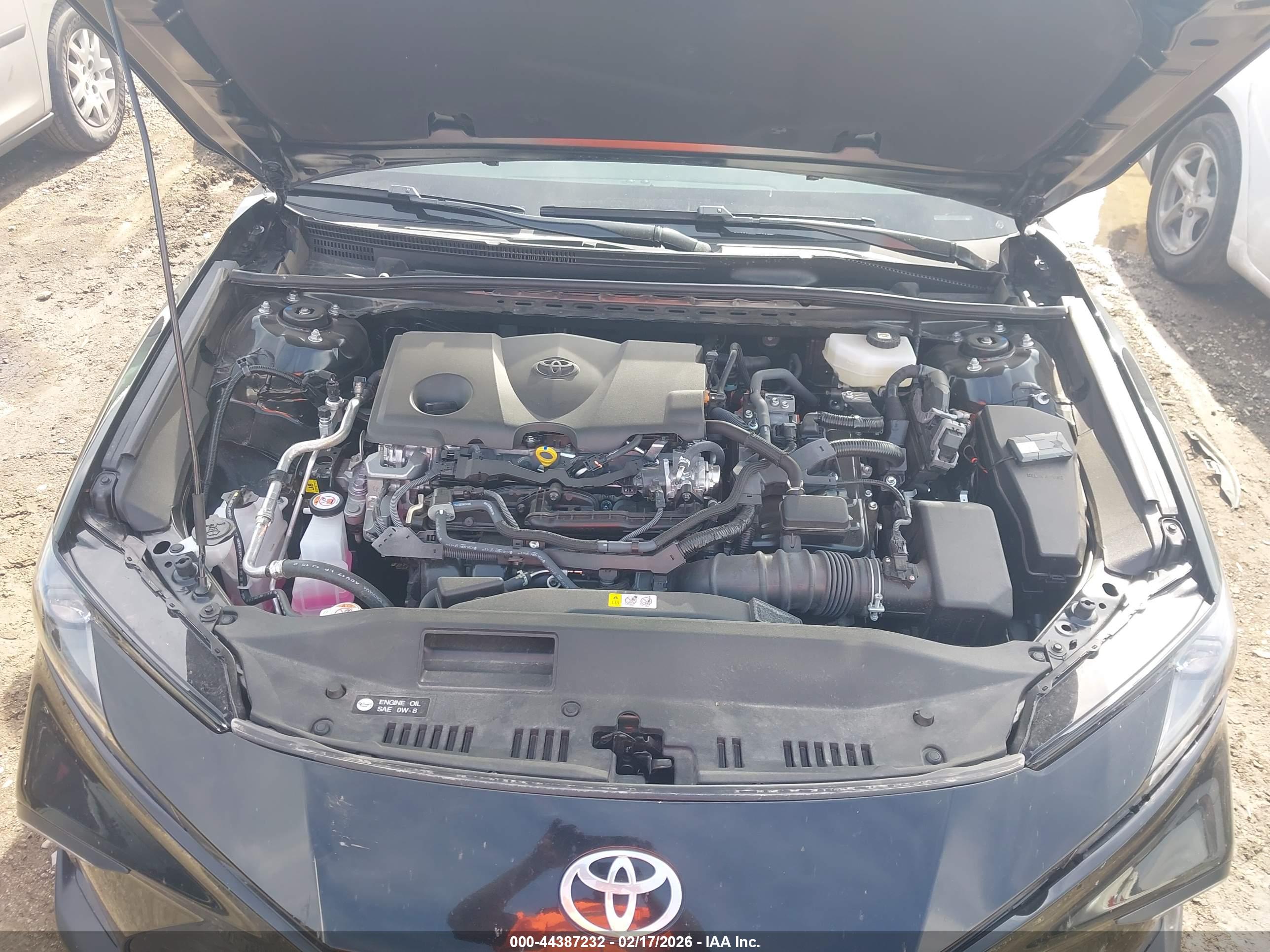 TOYOTA CAMRY image 10