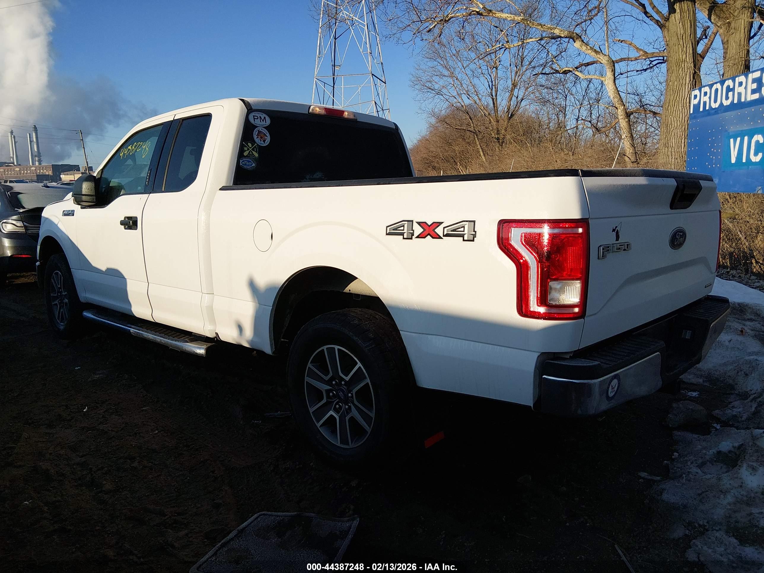 FORD F-150 image 3