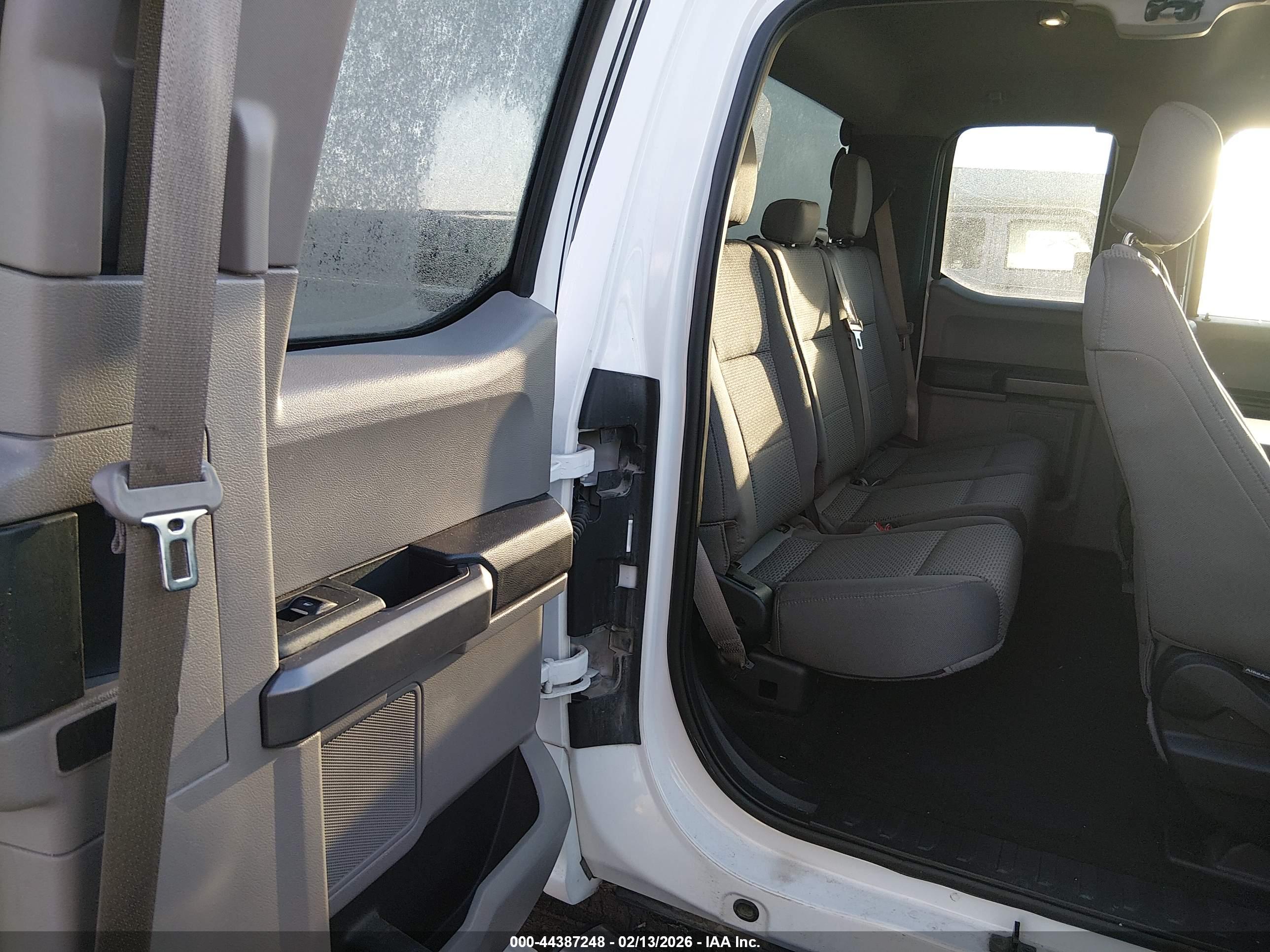 FORD F-150 image 8