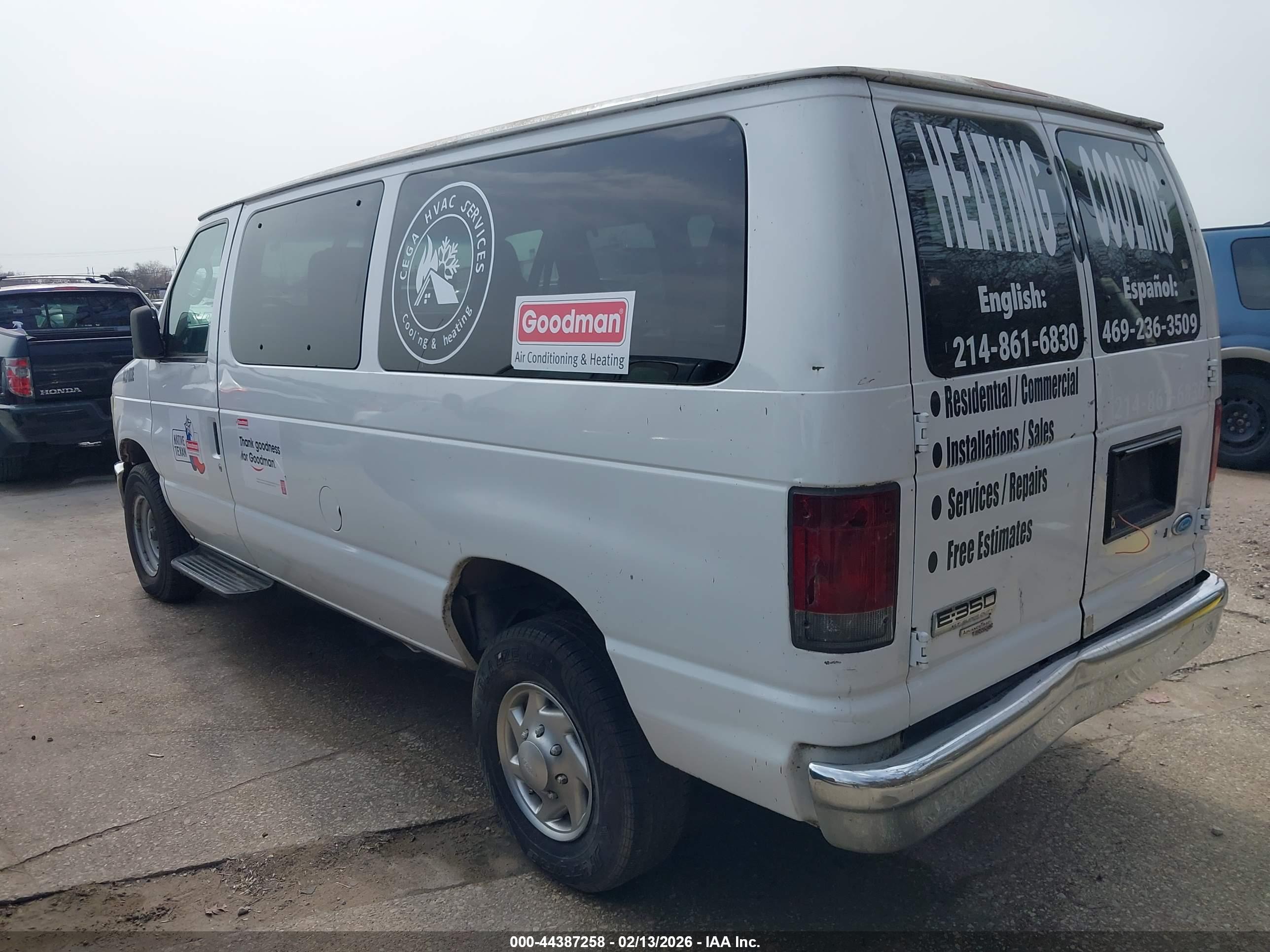 FORD E-350 image 3