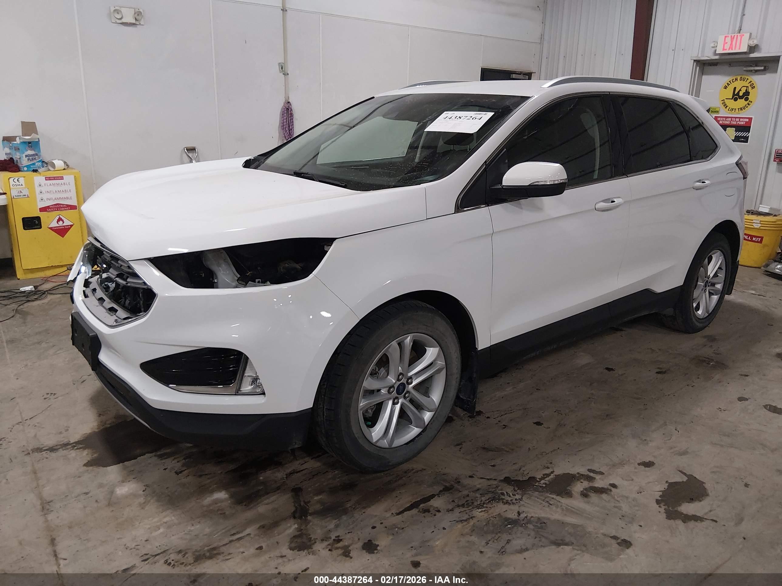 FORD EDGE image 2