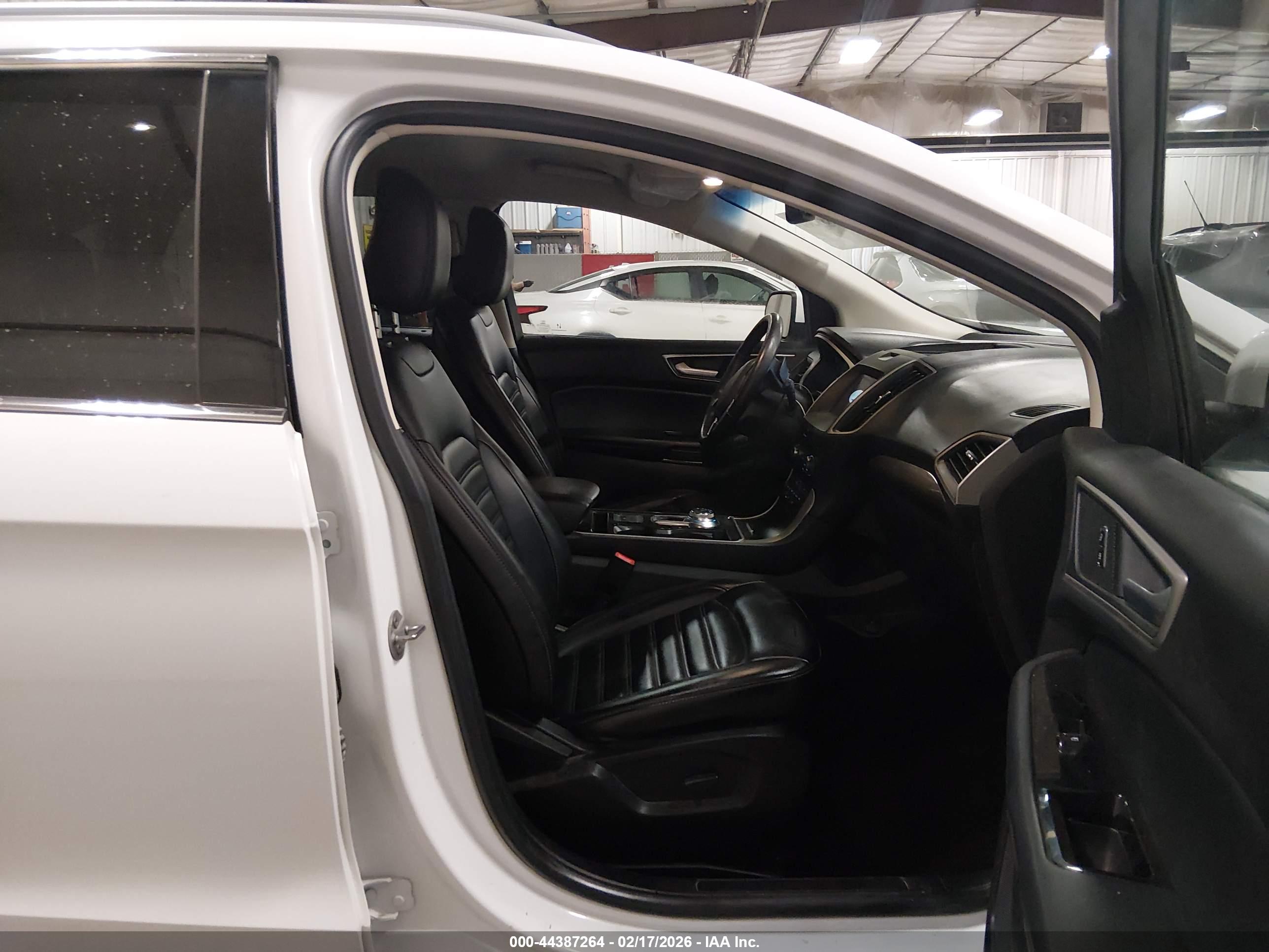 FORD EDGE image 5