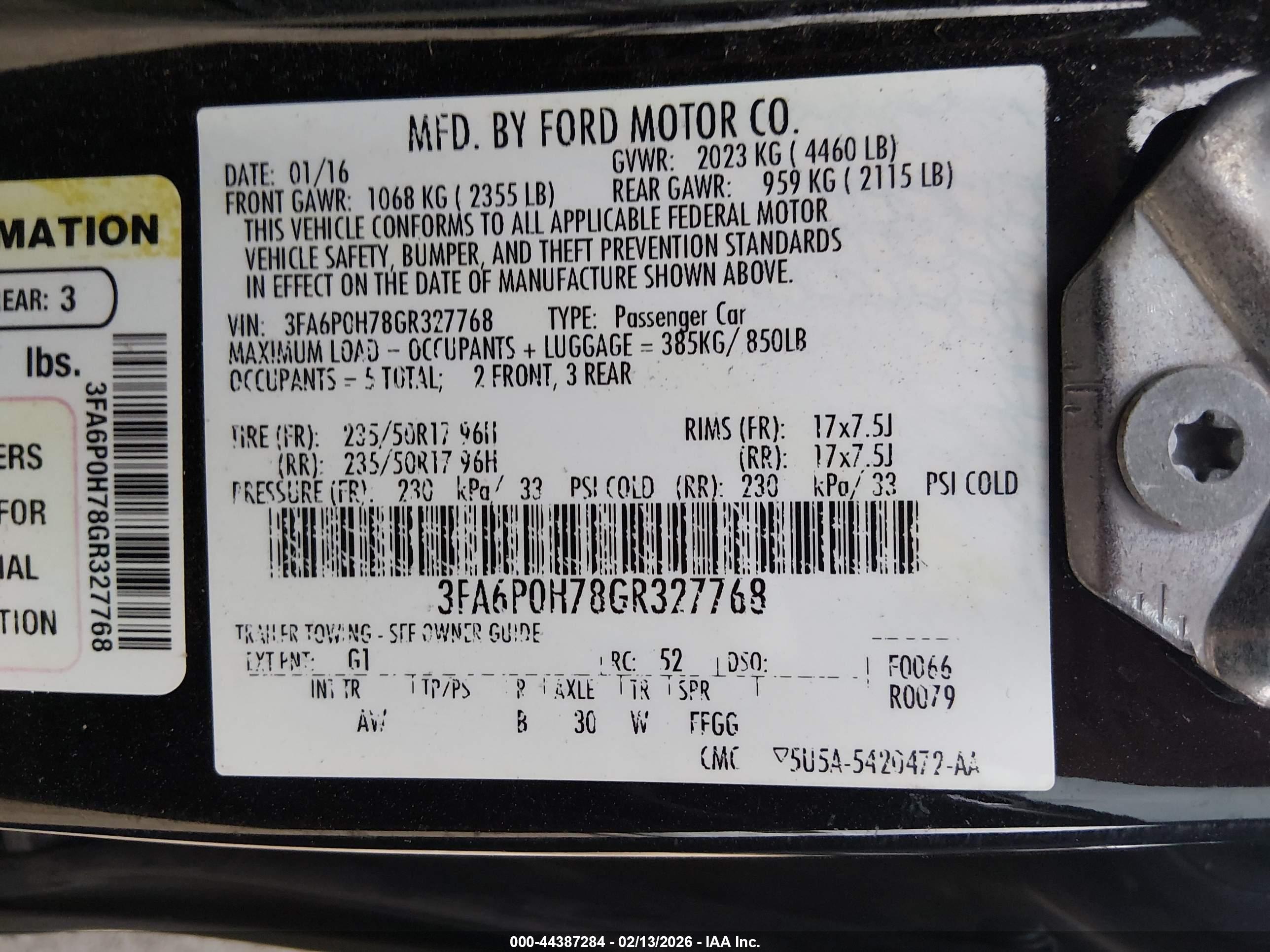 FORD FUSION image 9