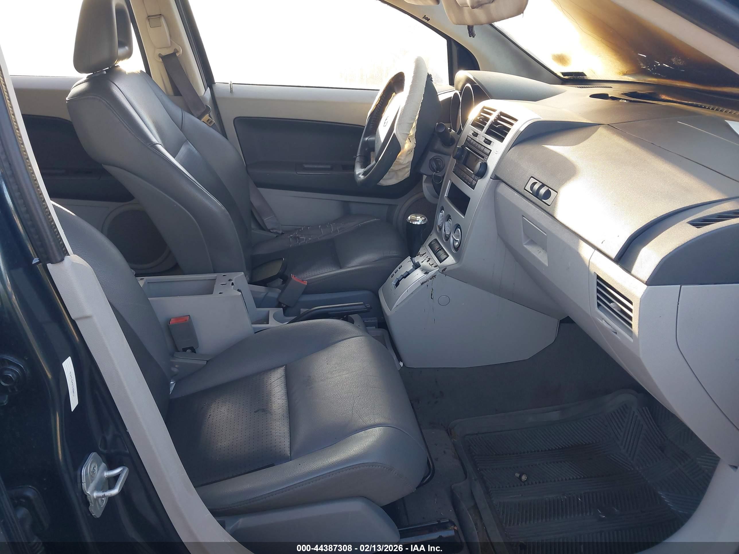DODGE CALIBER image 5