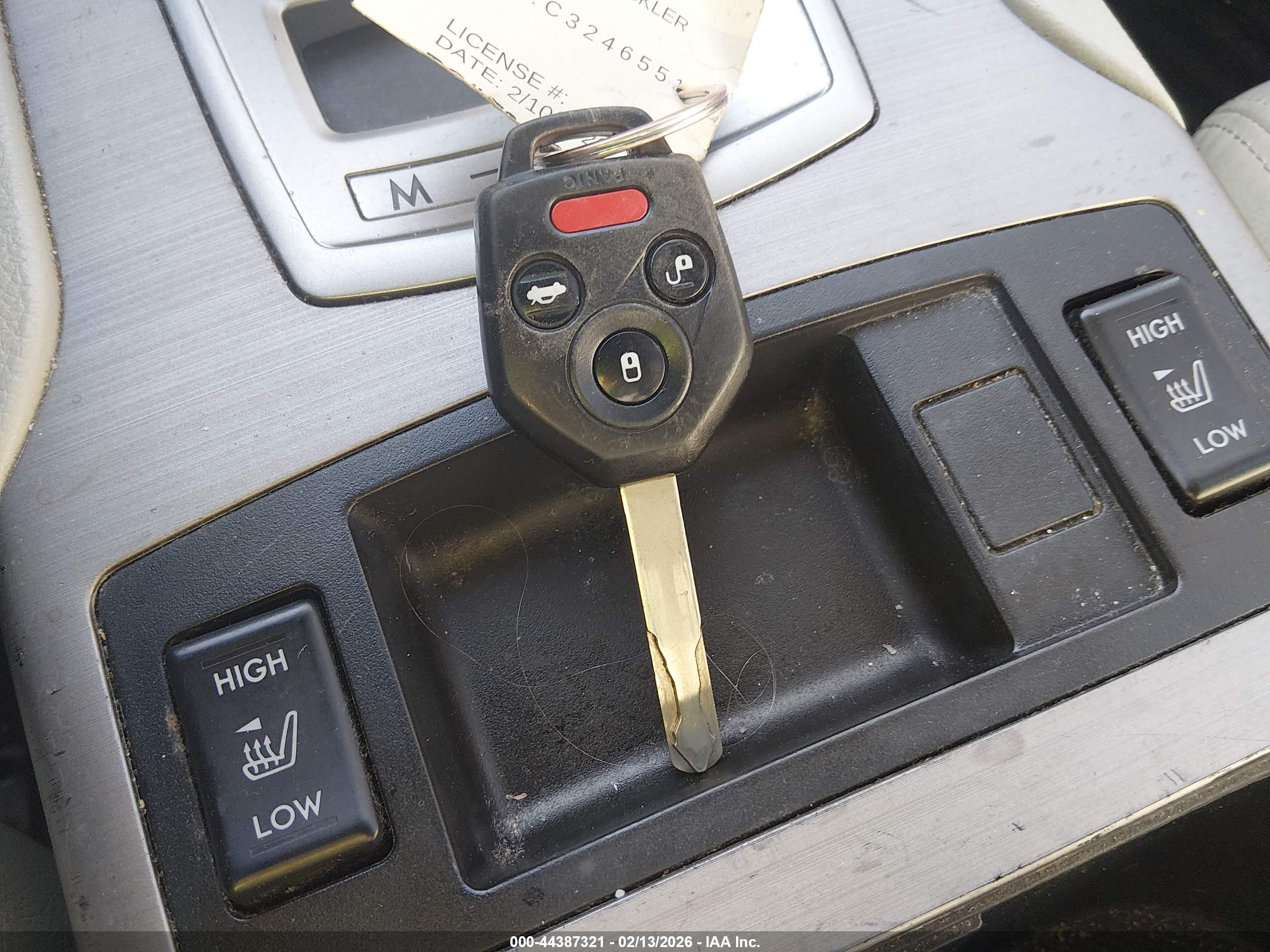 SUBARU OUTBACK image 11