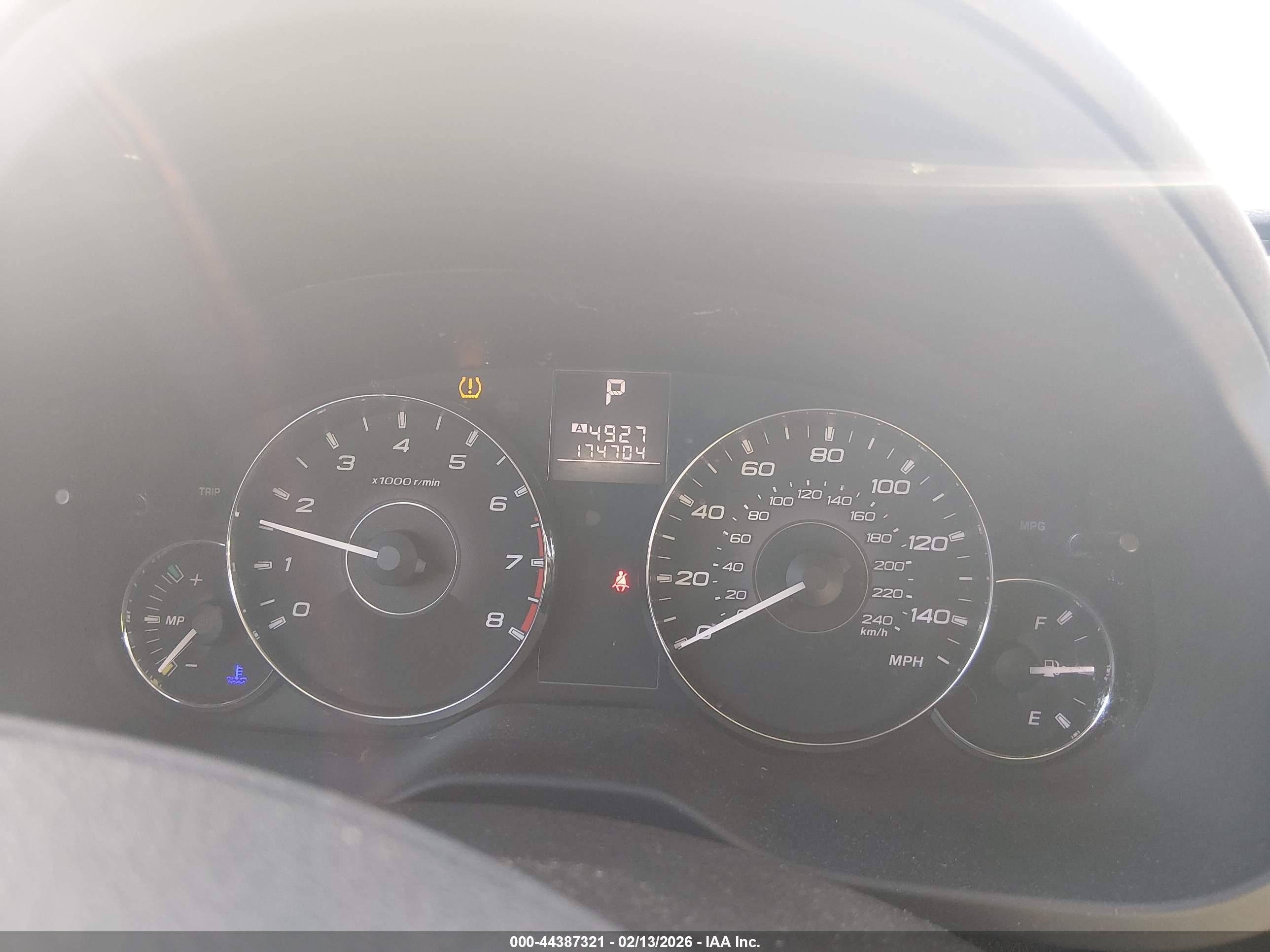 SUBARU OUTBACK image 7