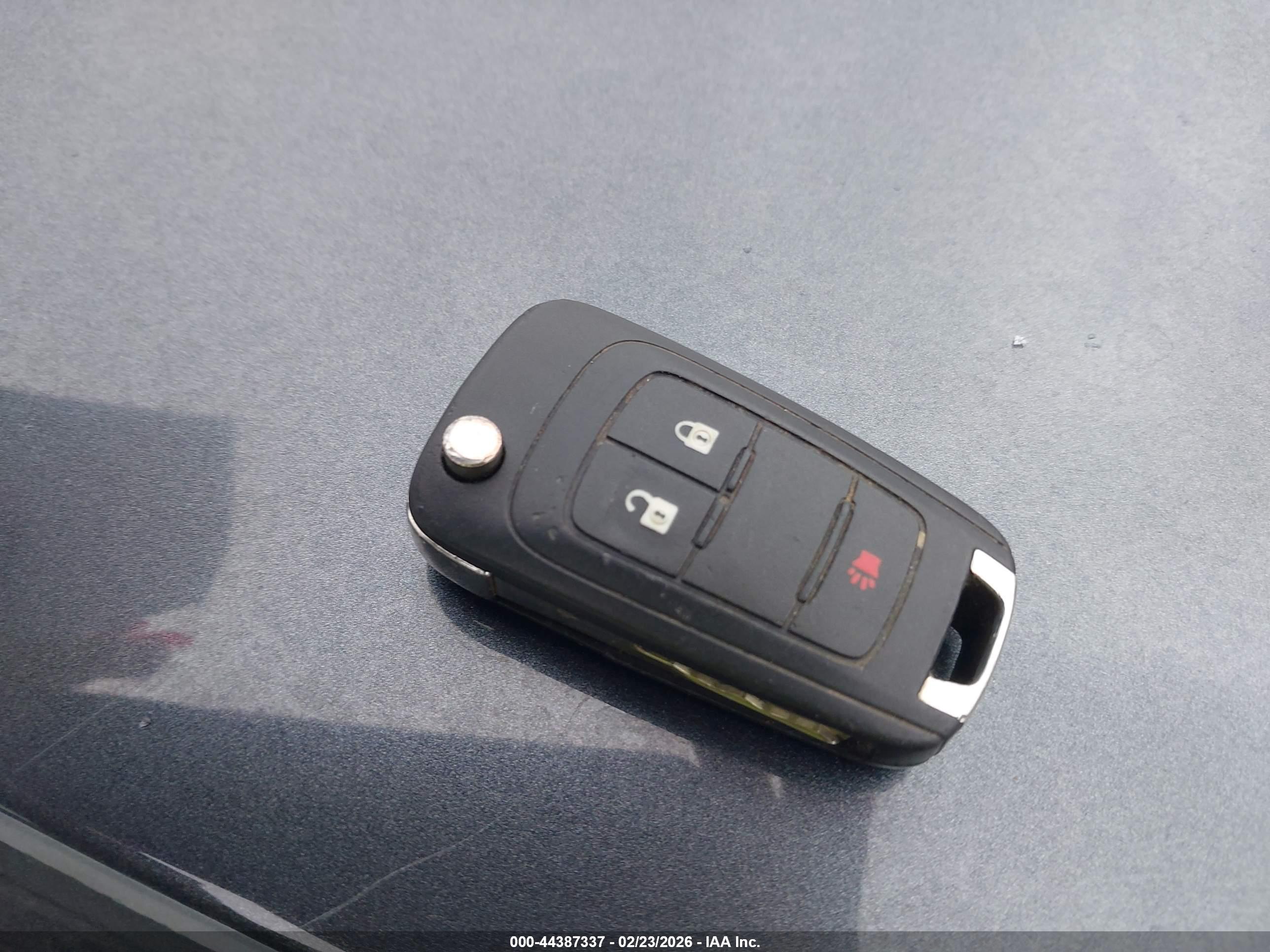 CHEVROLET TRAX image 11