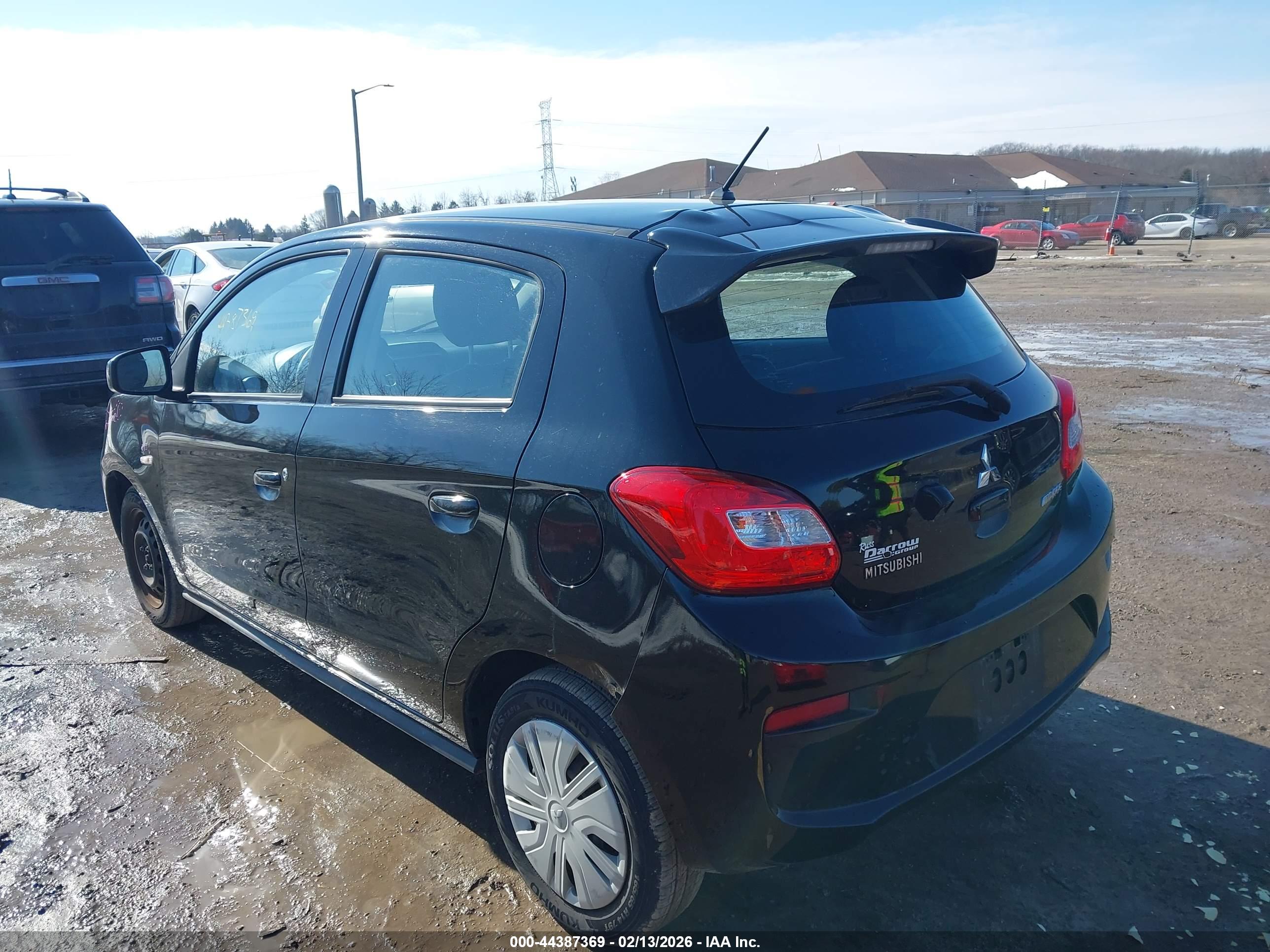 MITSUBISHI MIRAGE image 3