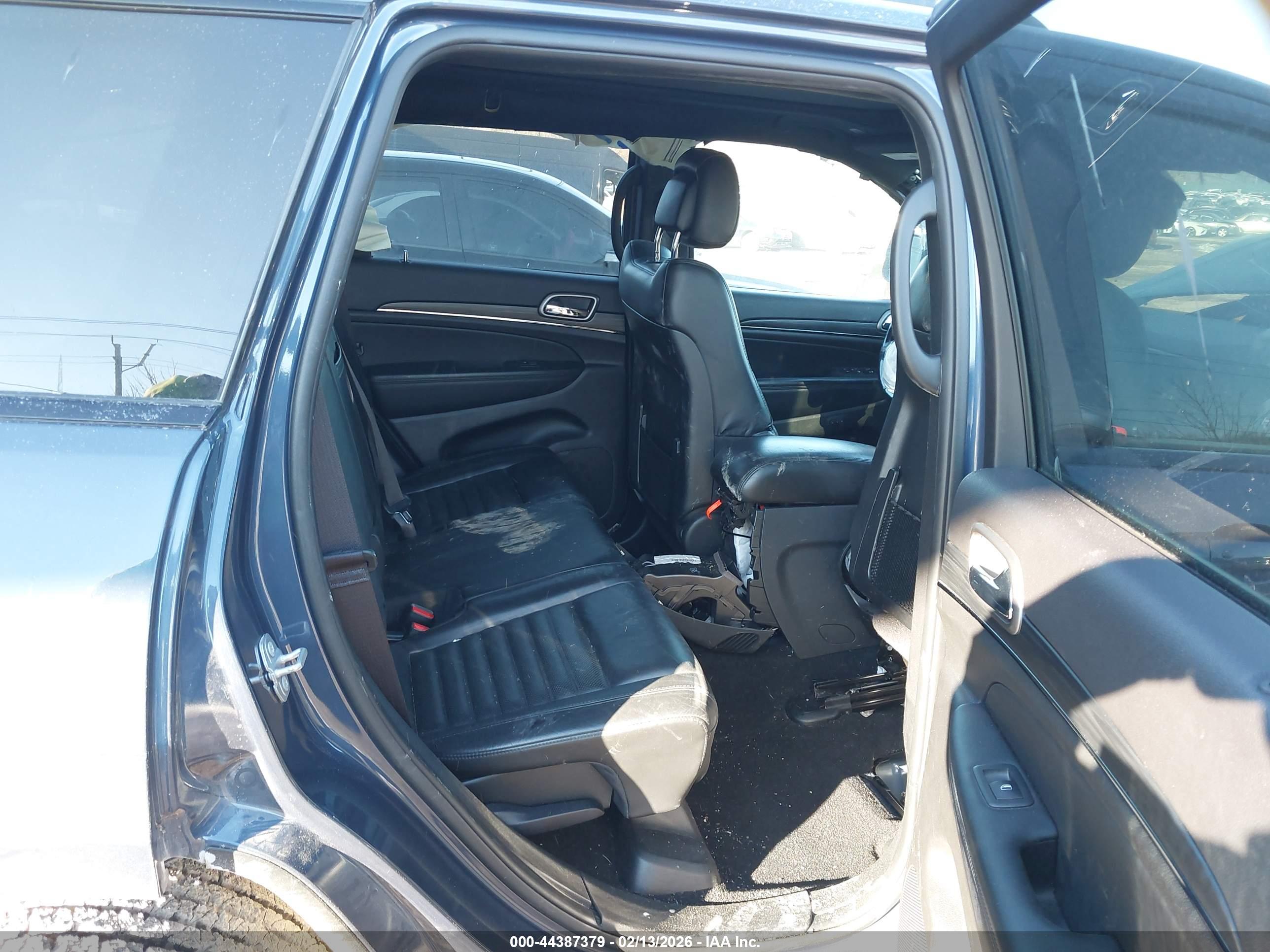 JEEP GRAND image 8