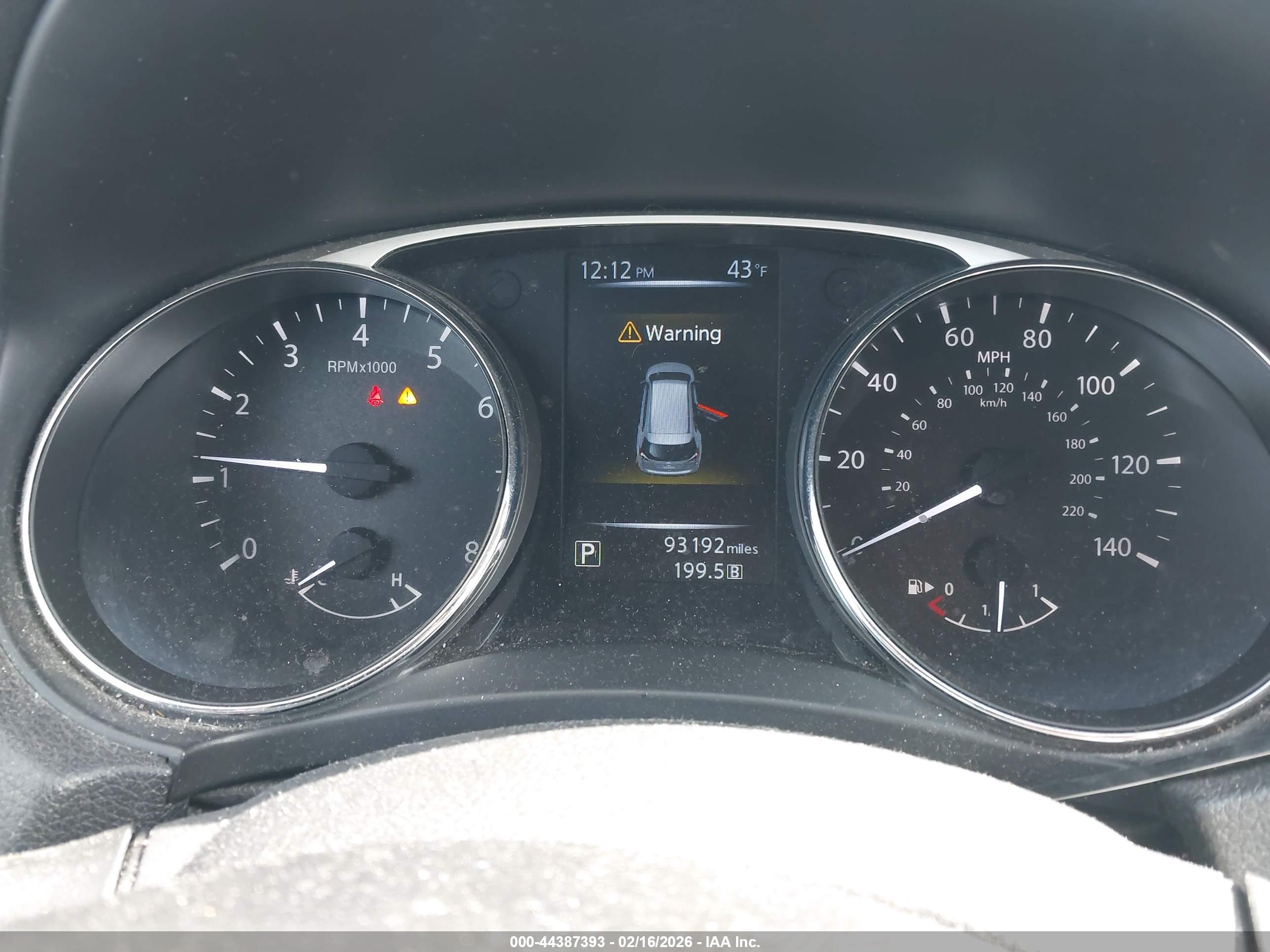 NISSAN ROGUE image 7