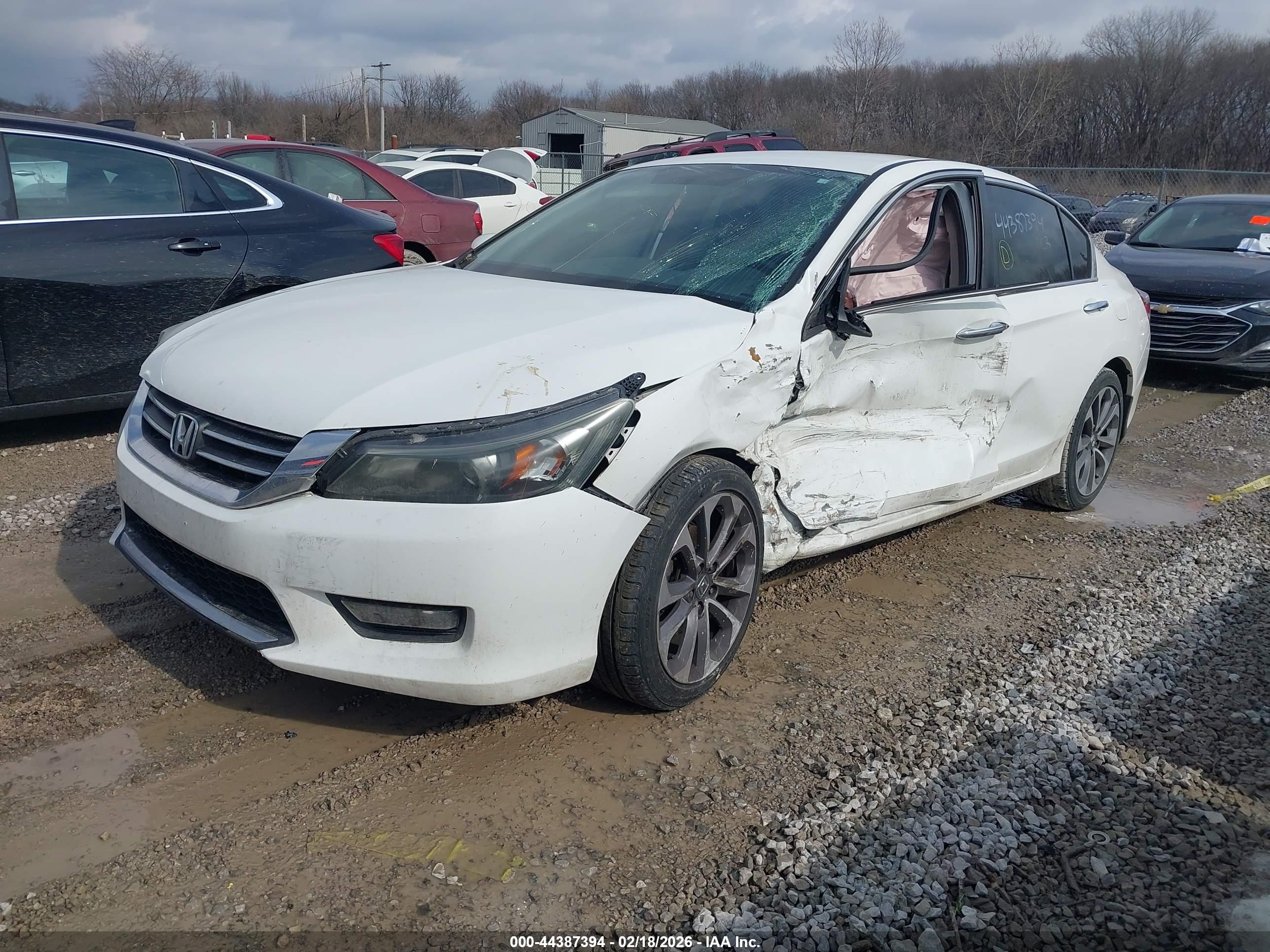 HONDA ACCORD image 2