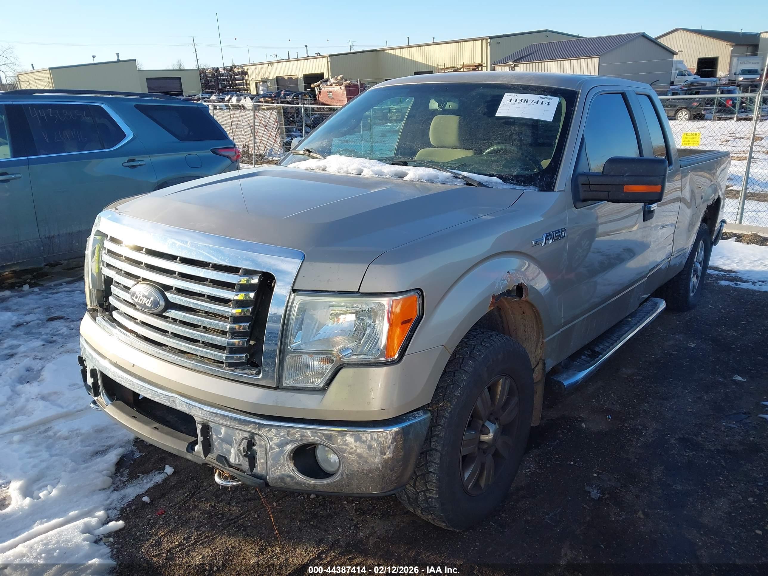 FORD F-150 image 2
