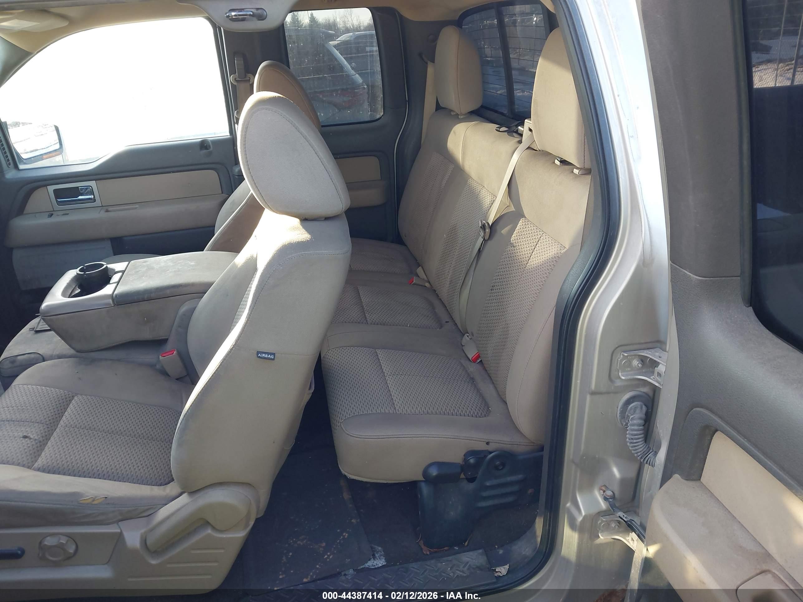 FORD F-150 image 8