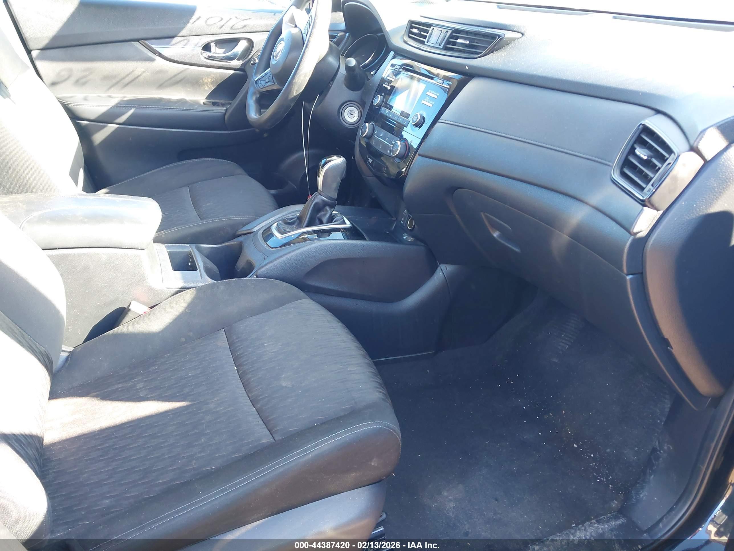 NISSAN ROGUE image 5