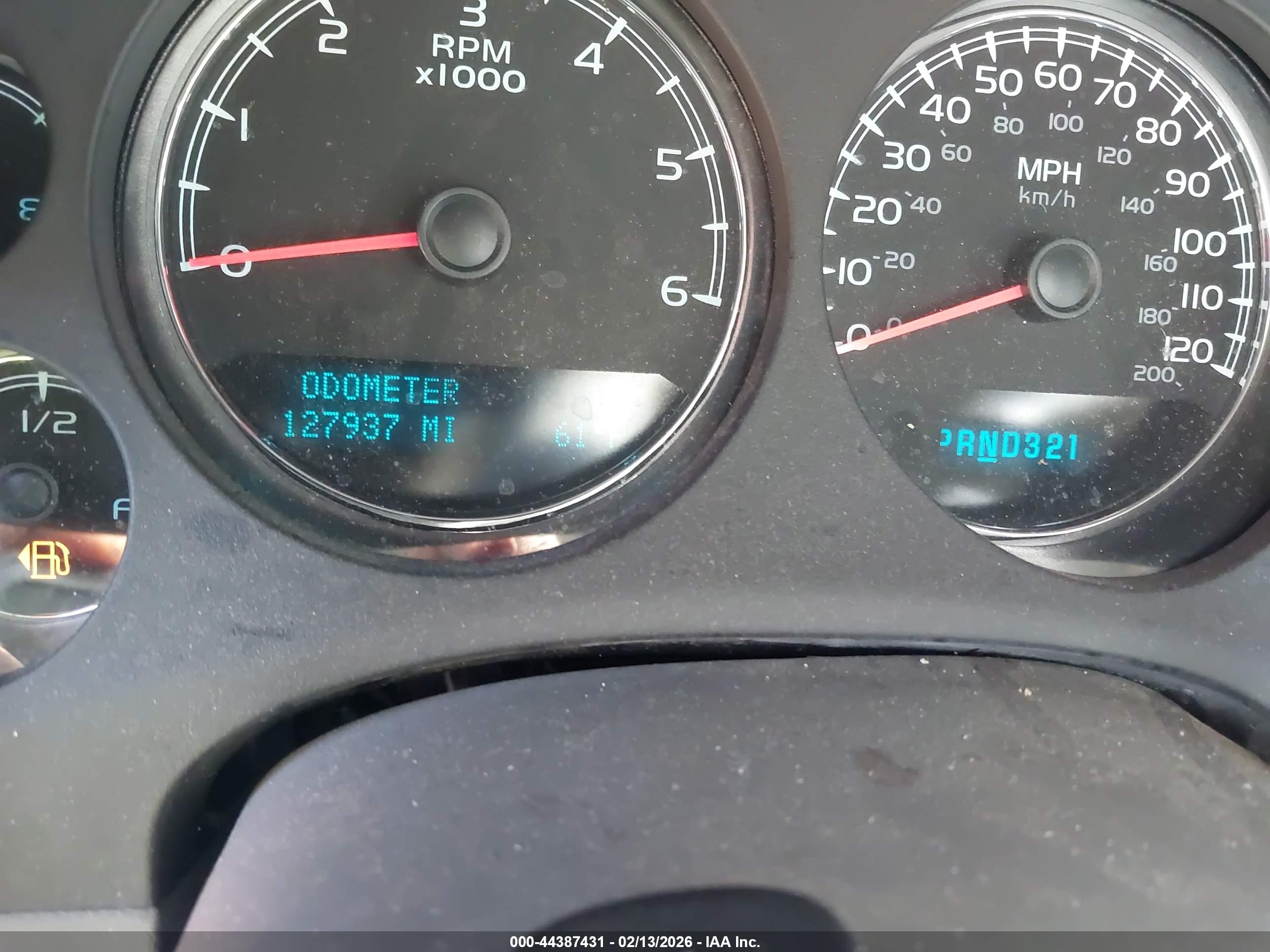 GMC YUKON image 7