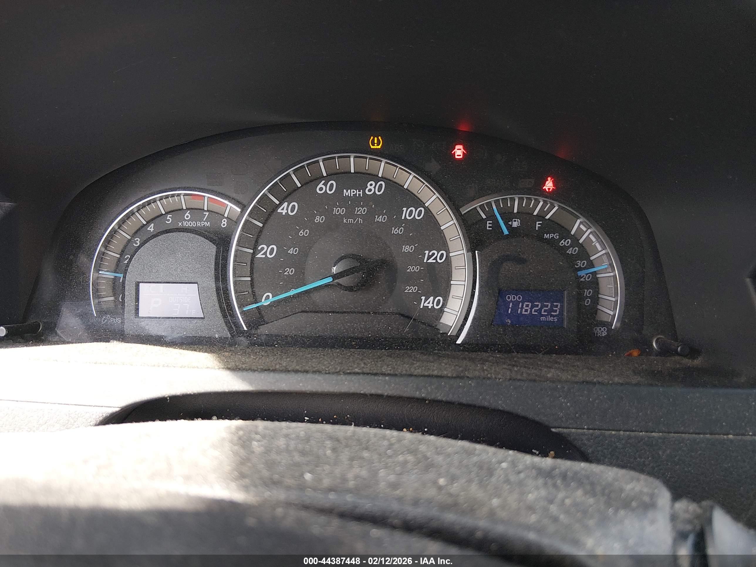 TOYOTA CAMRY image 7