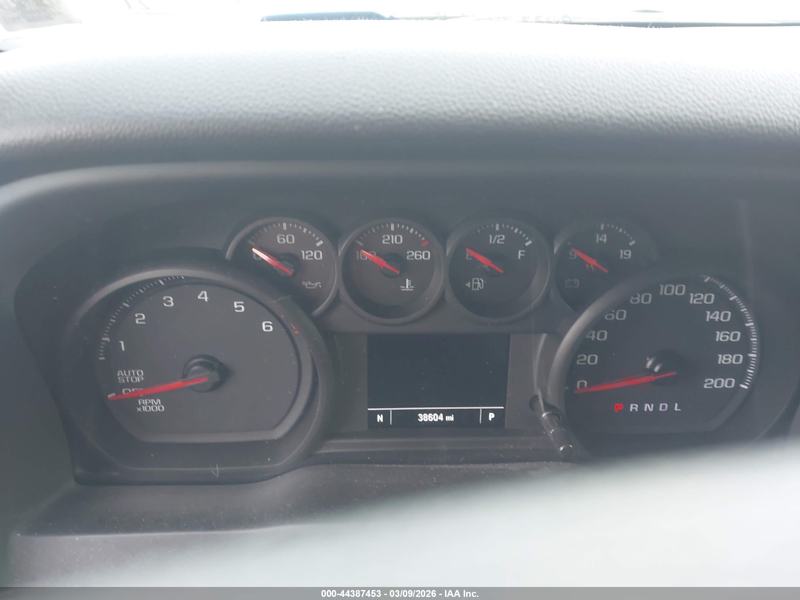 CHEVROLET SILVERADO image 7