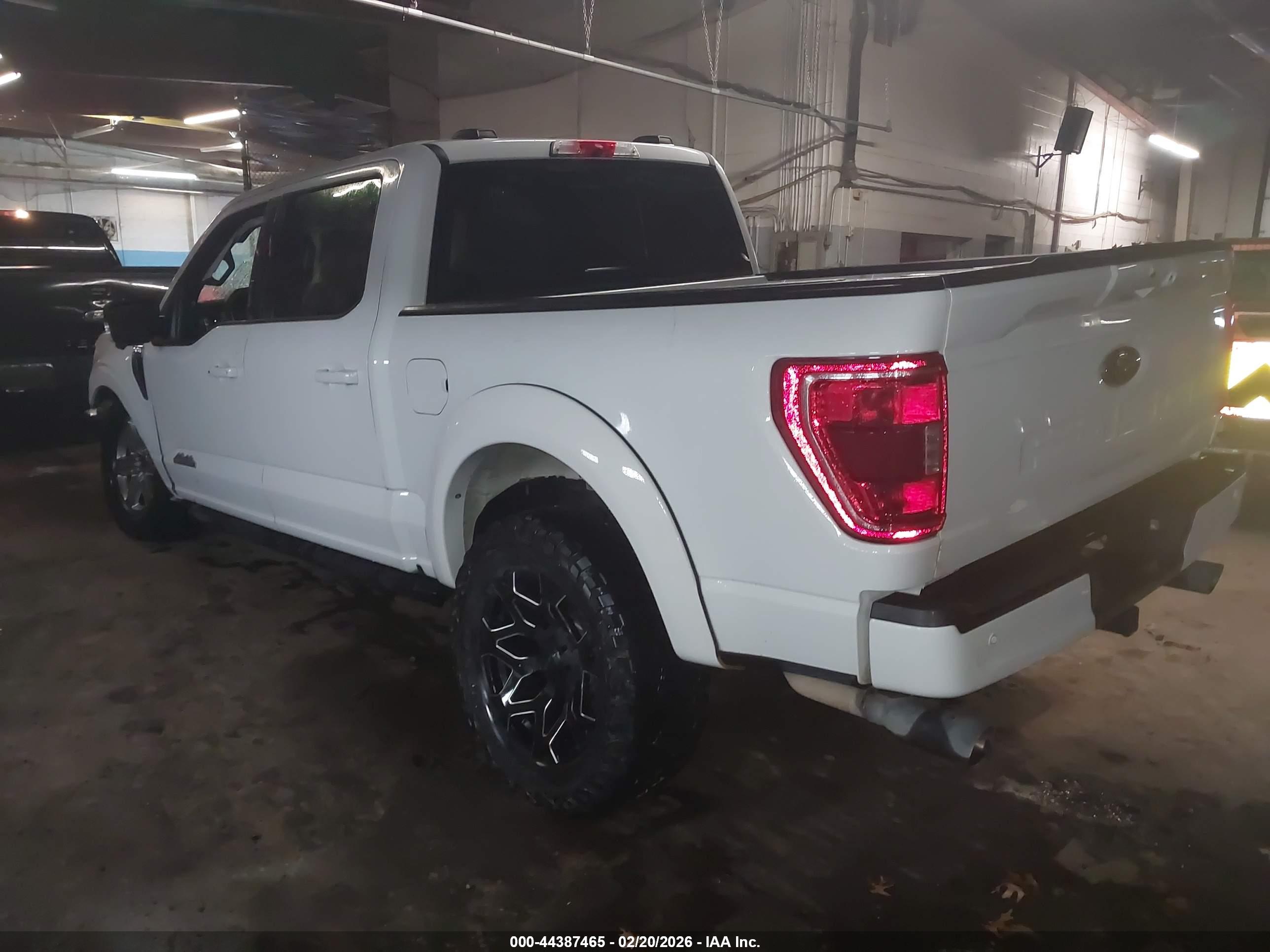 FORD F-150 image 3