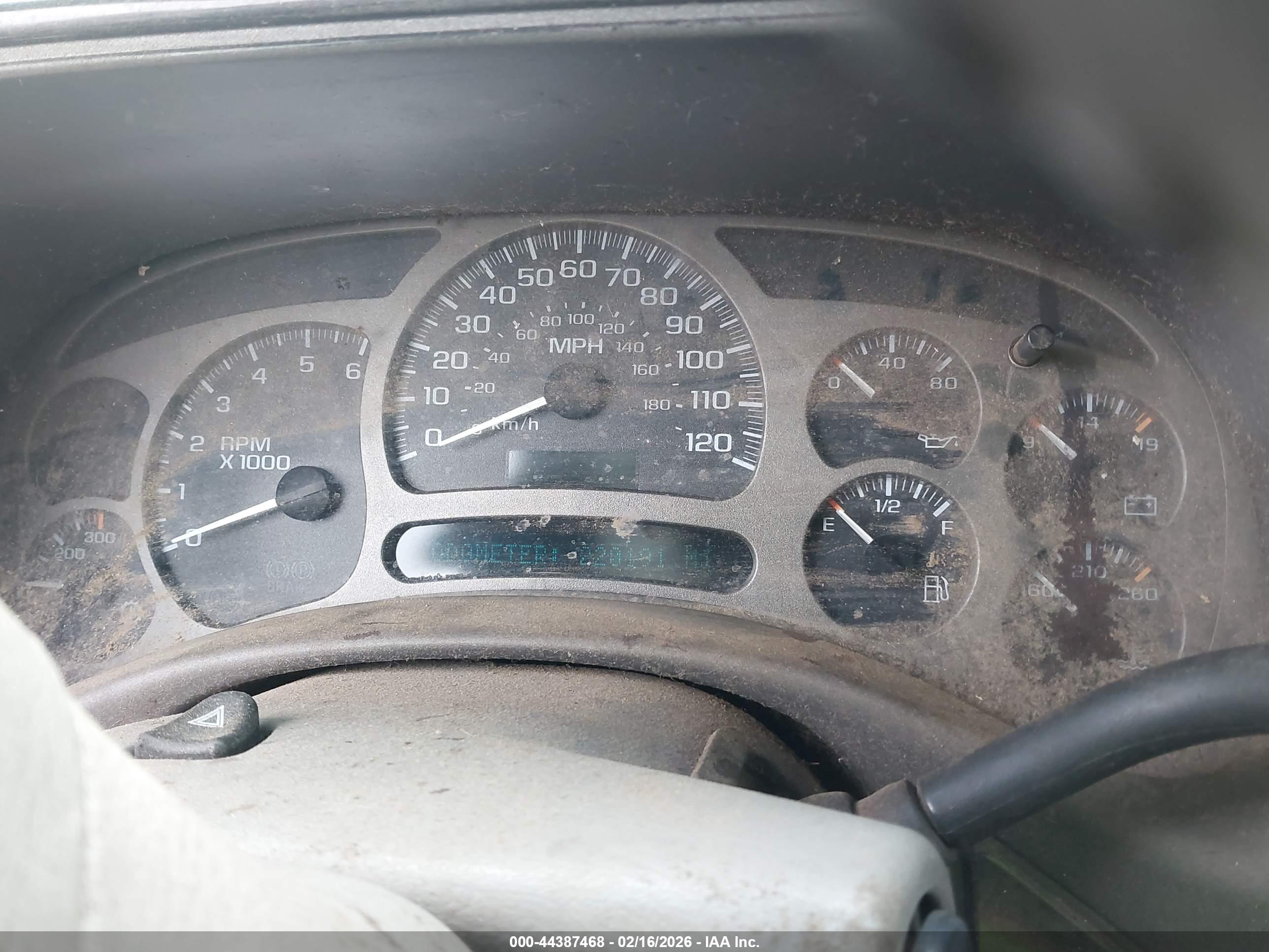 GMC YUKON image 7