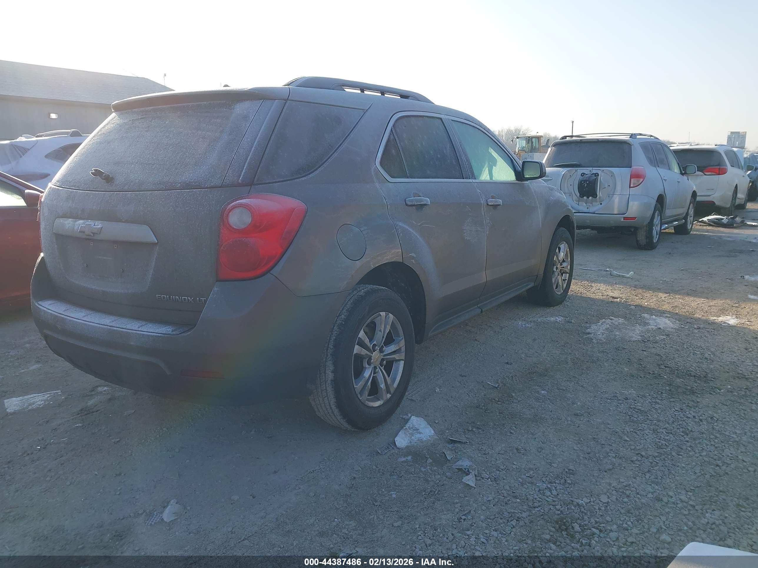 CHEVROLET EQUINOX image 4