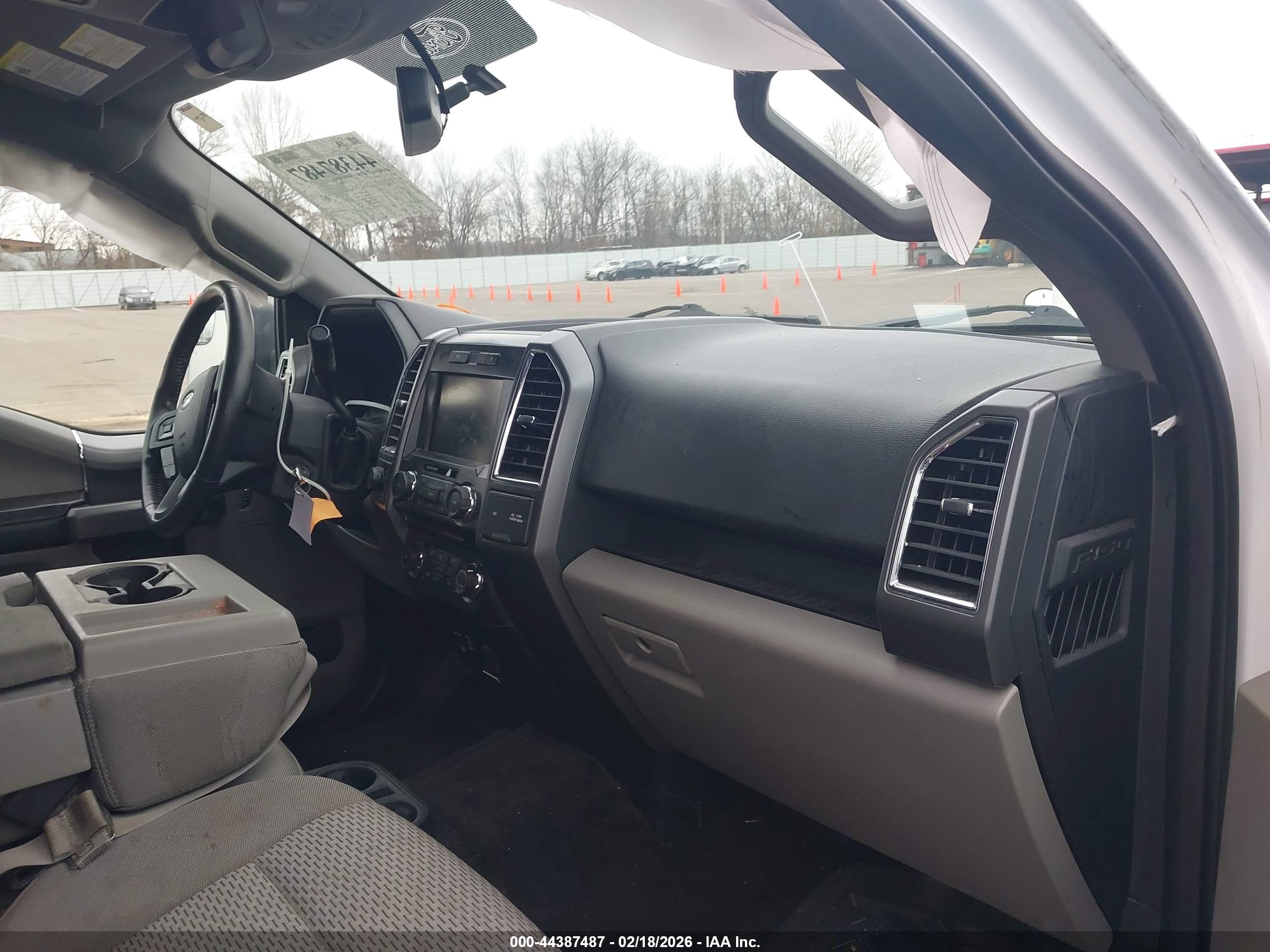 FORD F-150 image 5