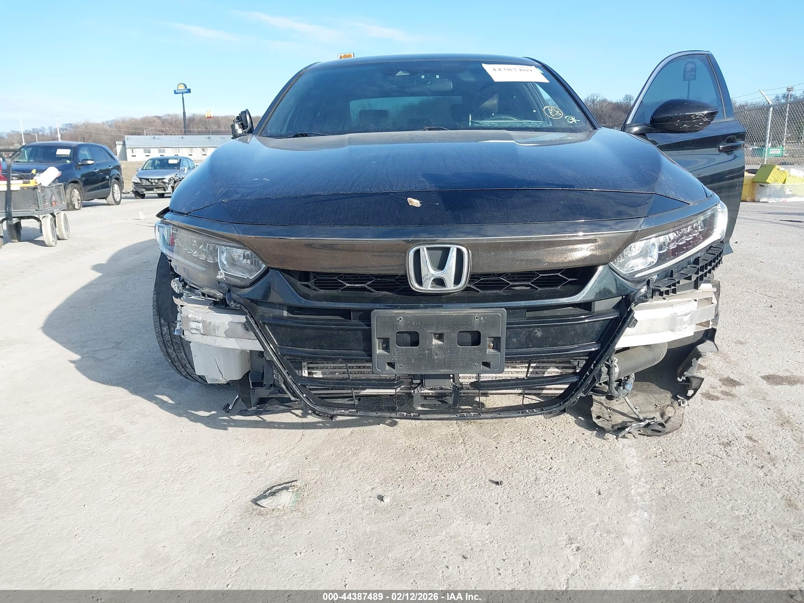 HONDA ACCORD image 6